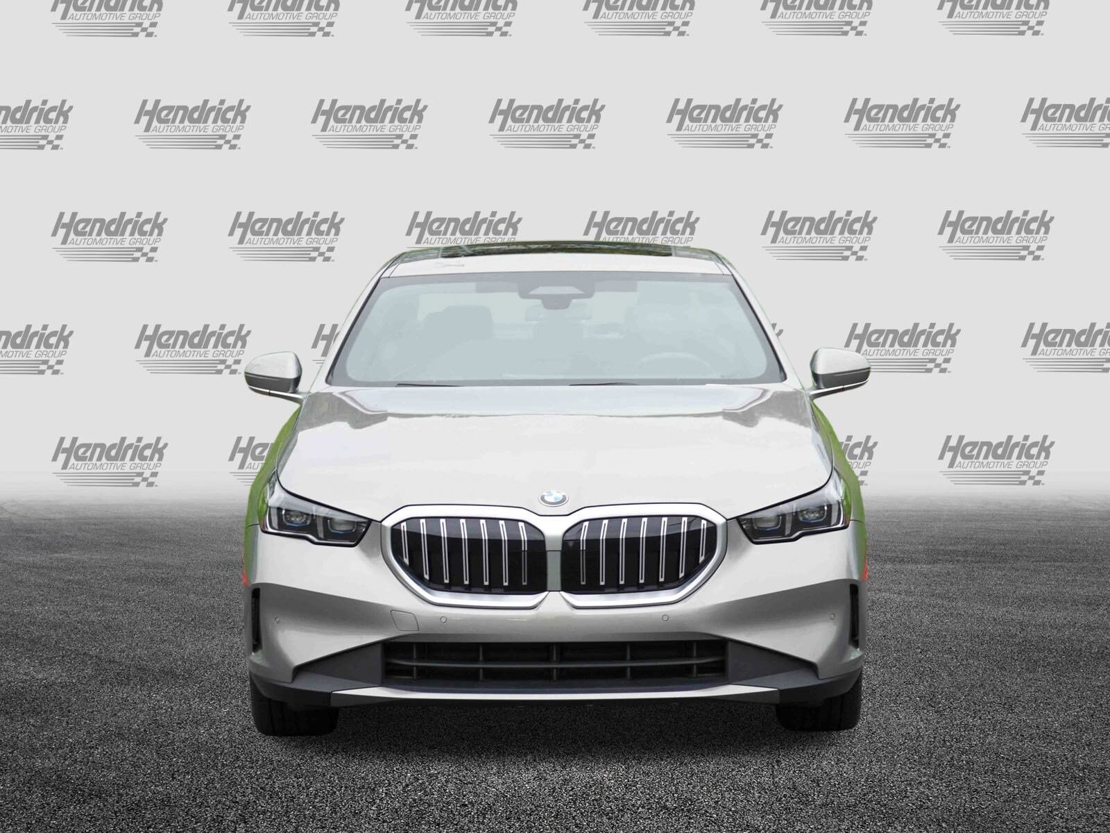2024 Bmw 530i photo 2