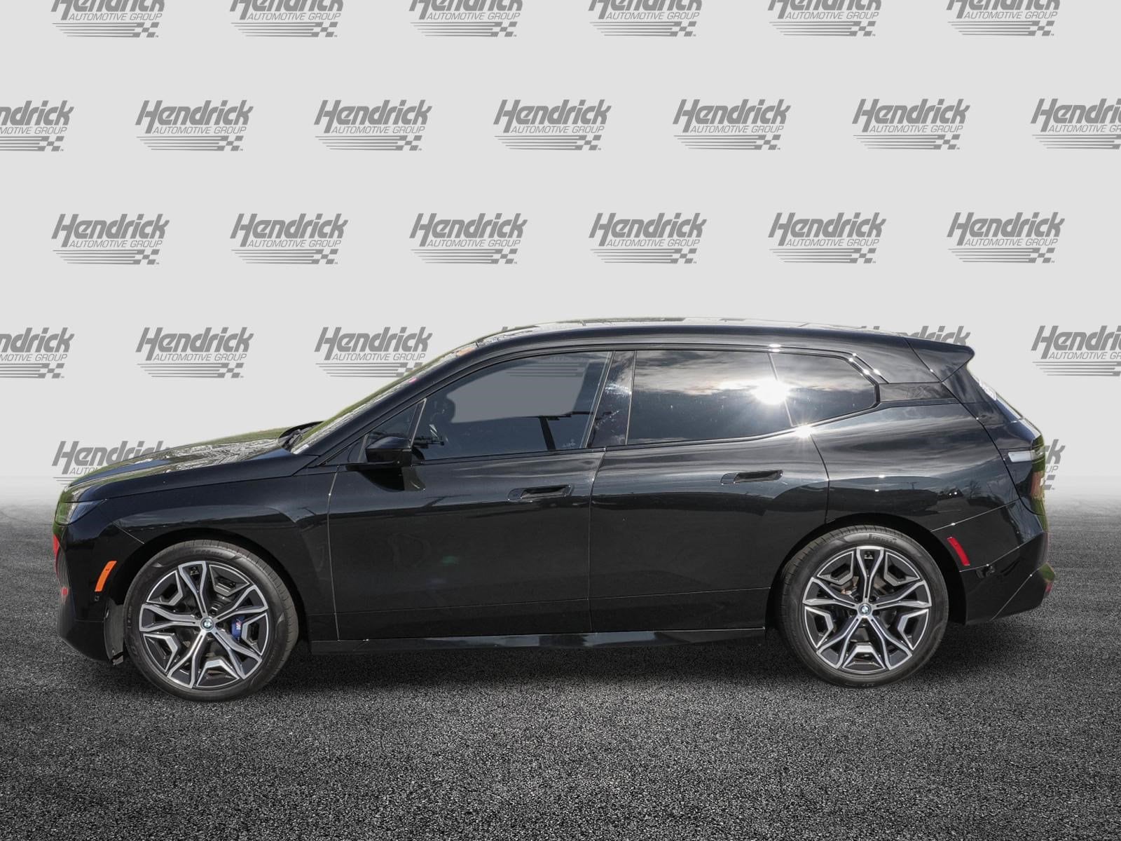 2023 BMW iX M60 photo 5