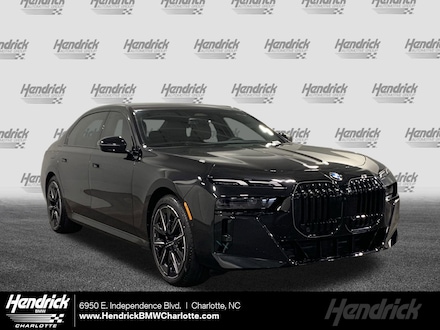 2025 BMW 7 Series 740i Sedan