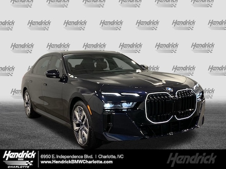 2025 BMW 7 Series 740i Sedan