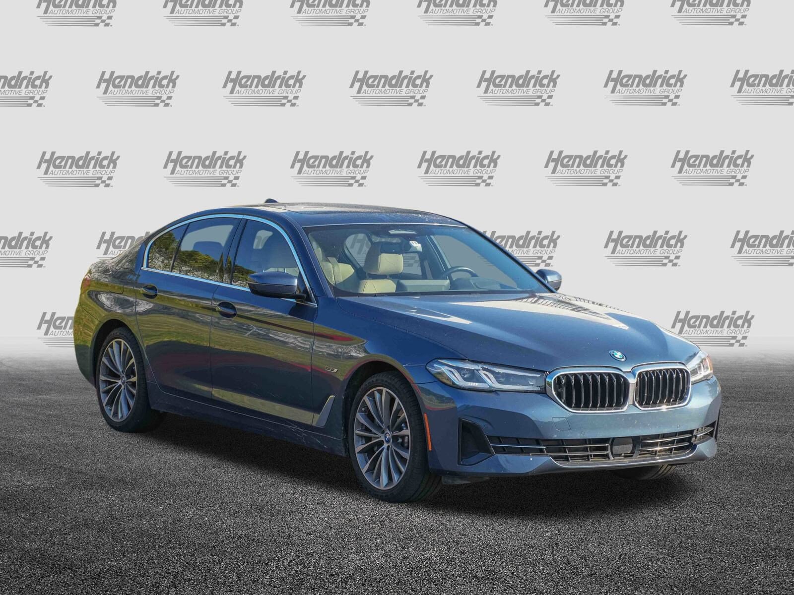 2023 Bmw 530e 5-Series photo 2