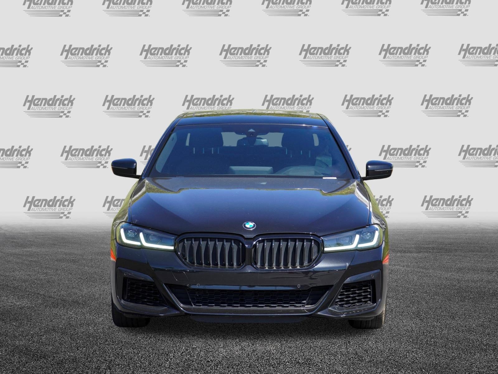 2023 BMW 5 Series 540i photo 2