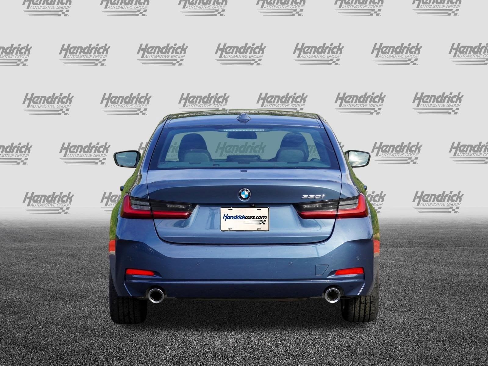 2025 BMW 3 Series 330i photo 6