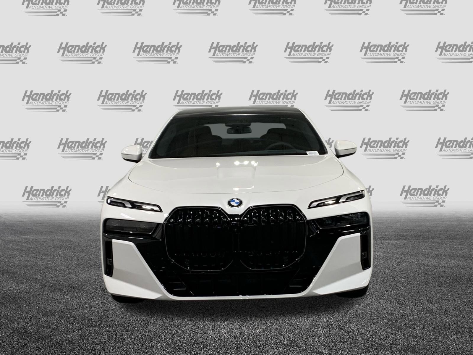 2025 Bmw 740i photo 2