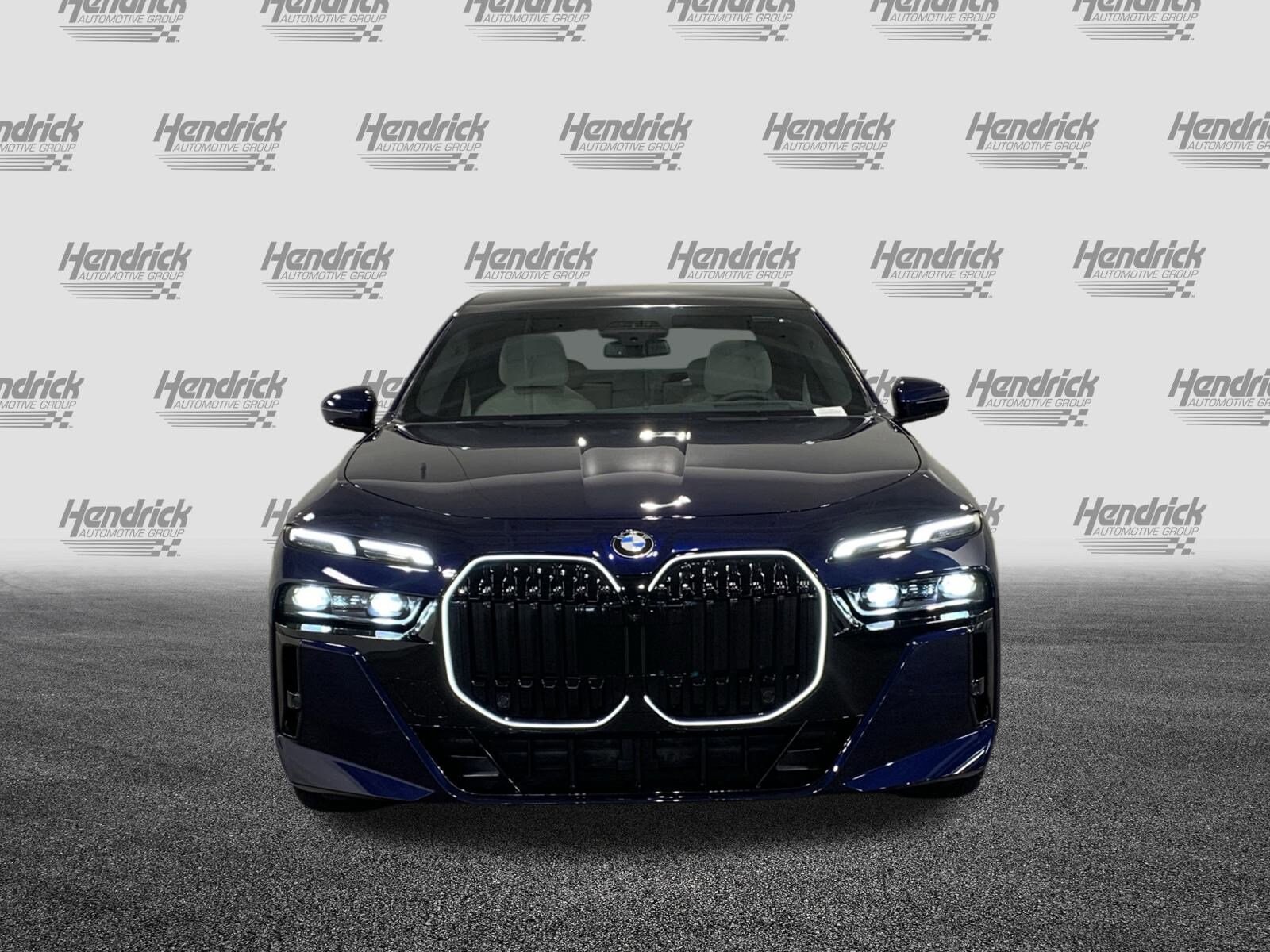 2025 Bmw 740i photo 2
