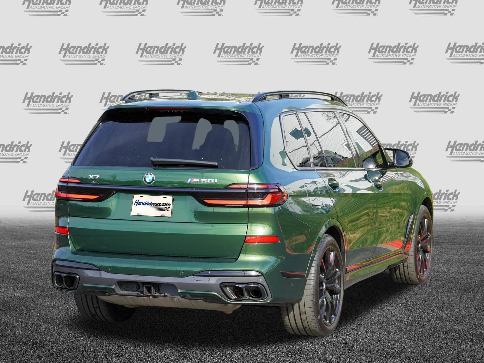 2025 BMW X7 M60i photo 3