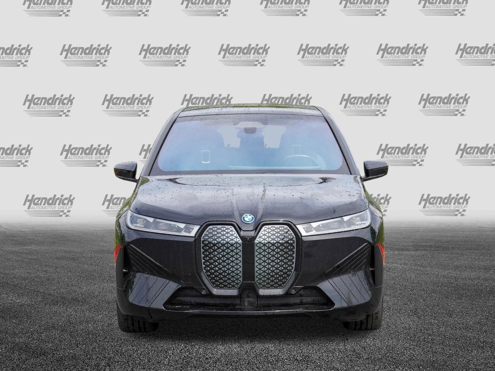 2024 BMW iX M60 photo 2