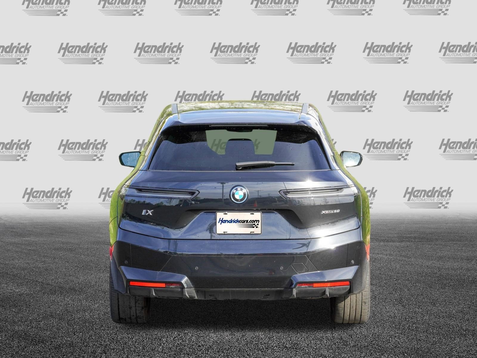 2025 BMW iX xDrive50 photo 6