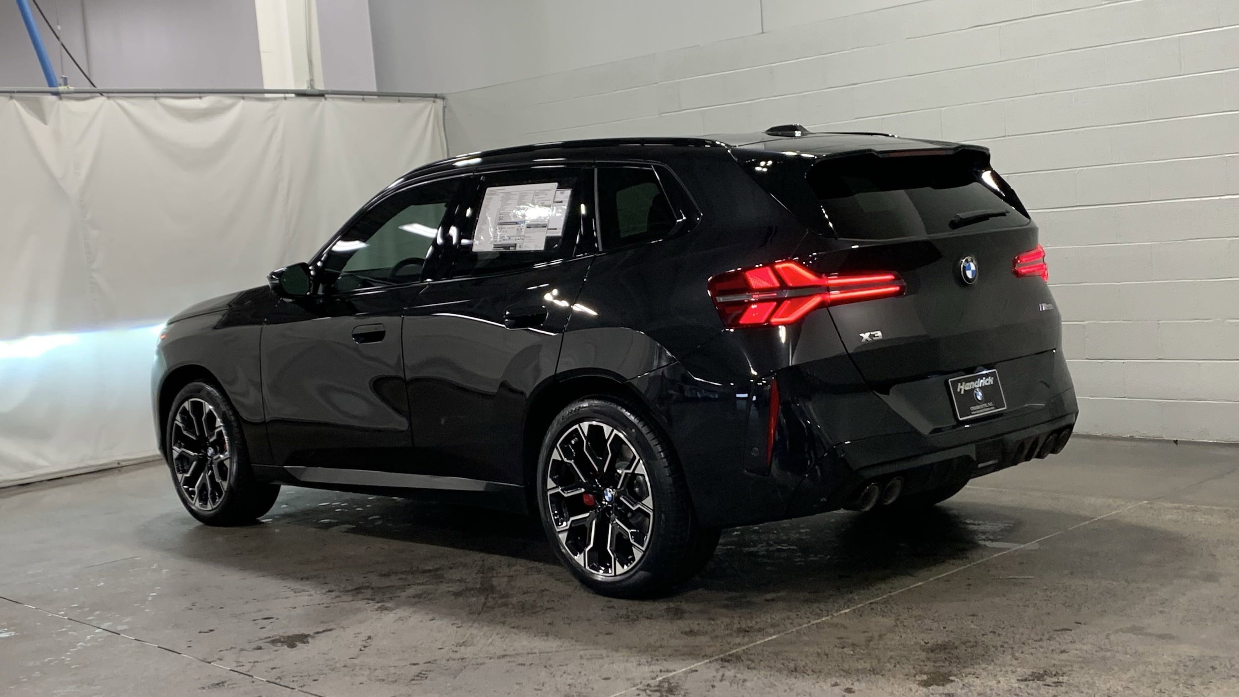 2025 BMW X3 M50 xDrive photo 4