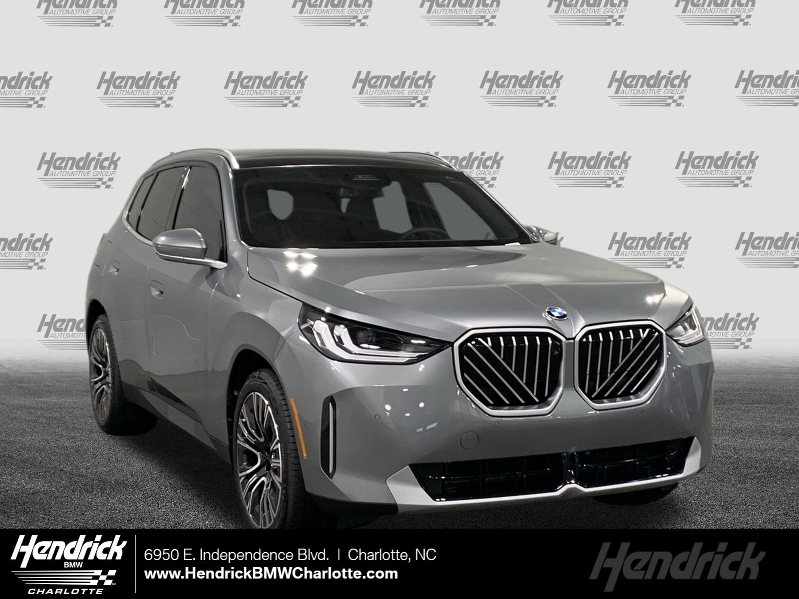 2026 BMW X3 30's photo