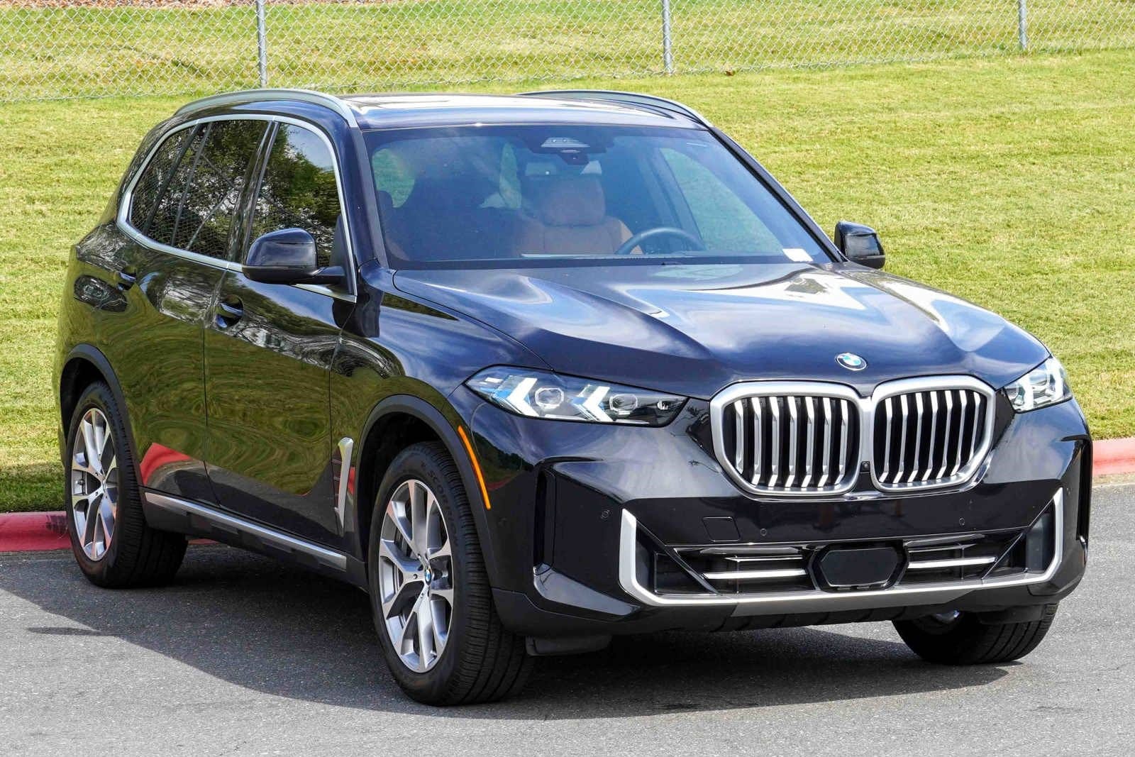 Used 2024 BMW X5 40i with VIN 5UX23EU0XR9U08536 for sale in Charlotte, NC