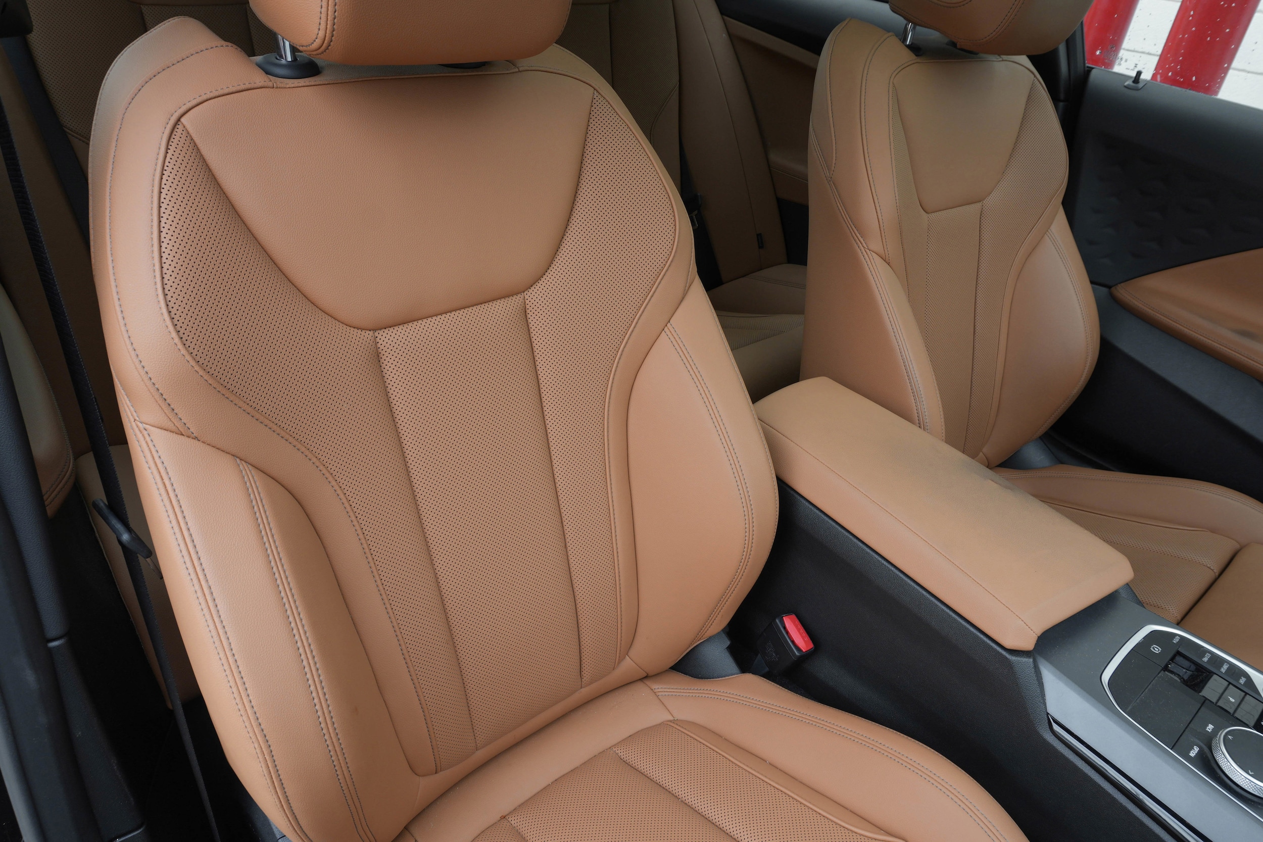 2024 BMW 2 Series 230i photo 3