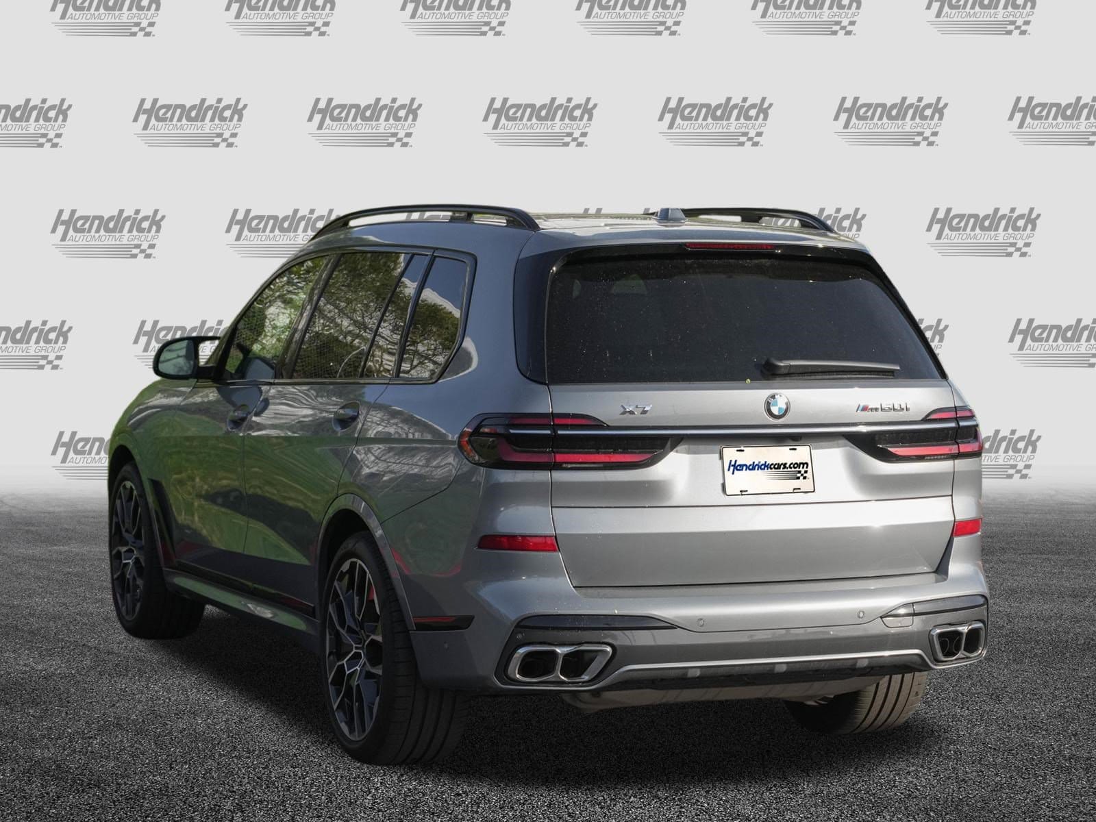 2026 BMW X7 M60i photo 6