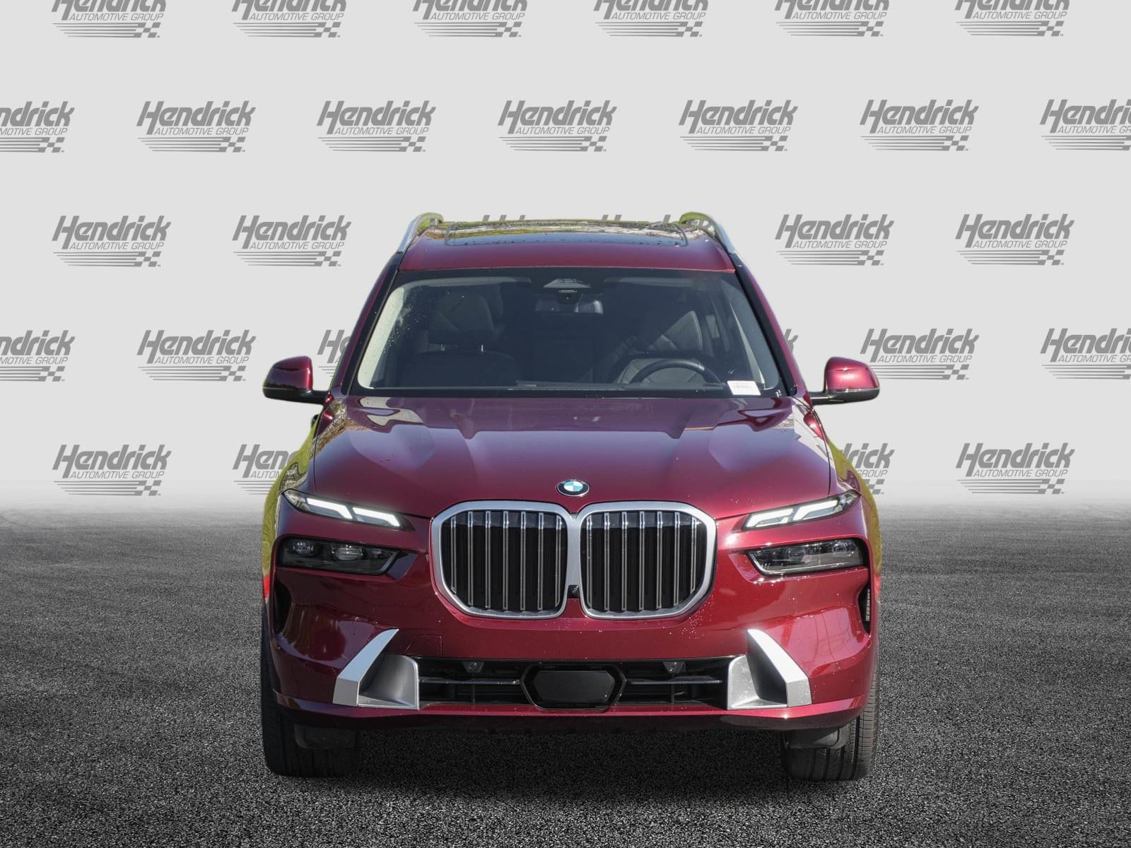 2026 BMW X7 xDrive40i photo 2