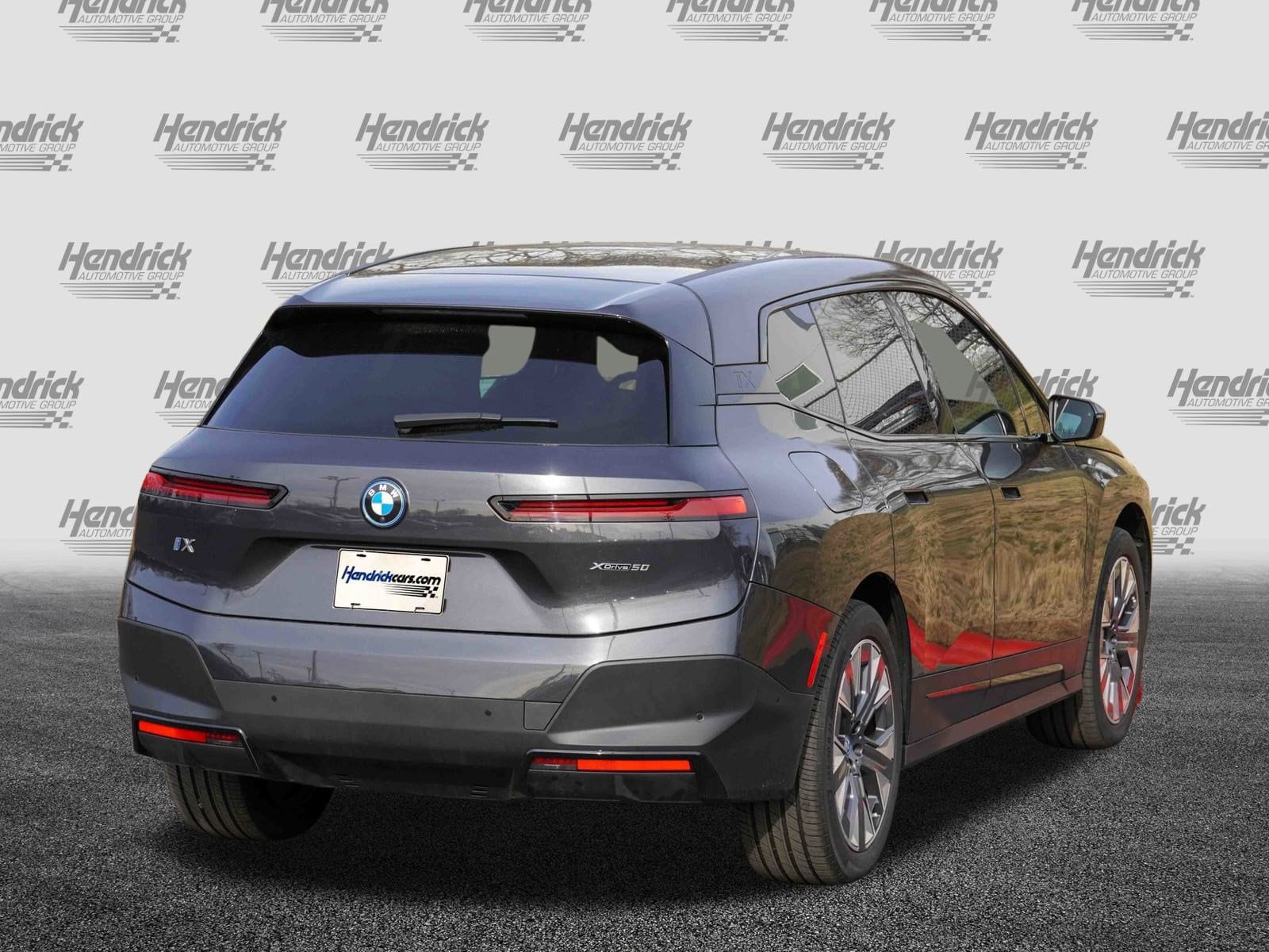 2024 BMW iX xDrive50 photo 3