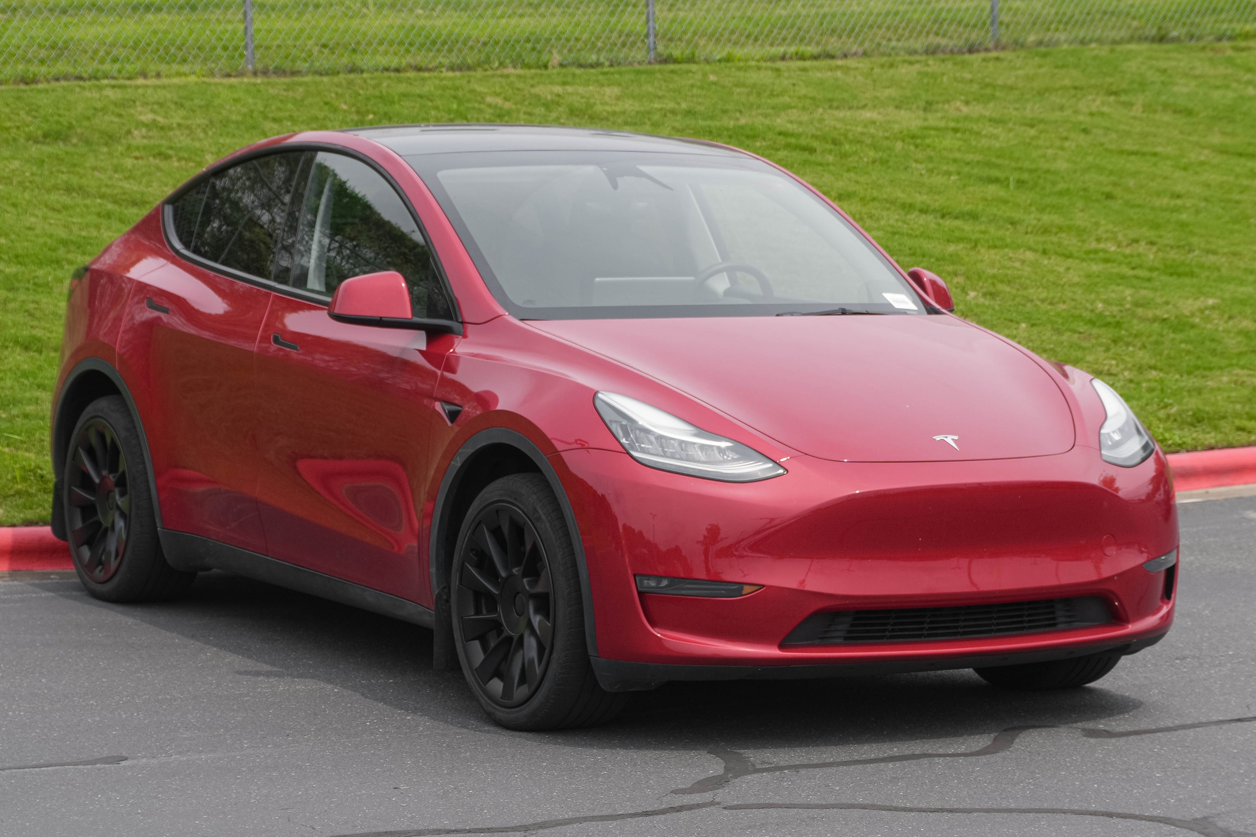 Tesla Model Y Long Range