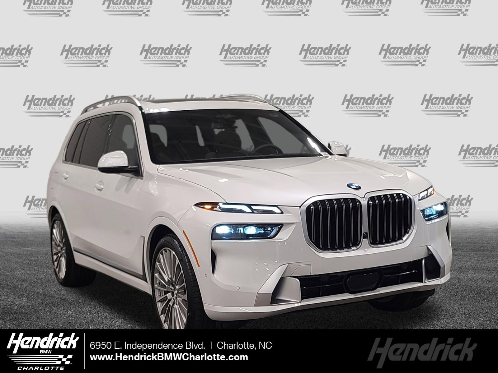 2027 BMW X7 xDrive40i's photo