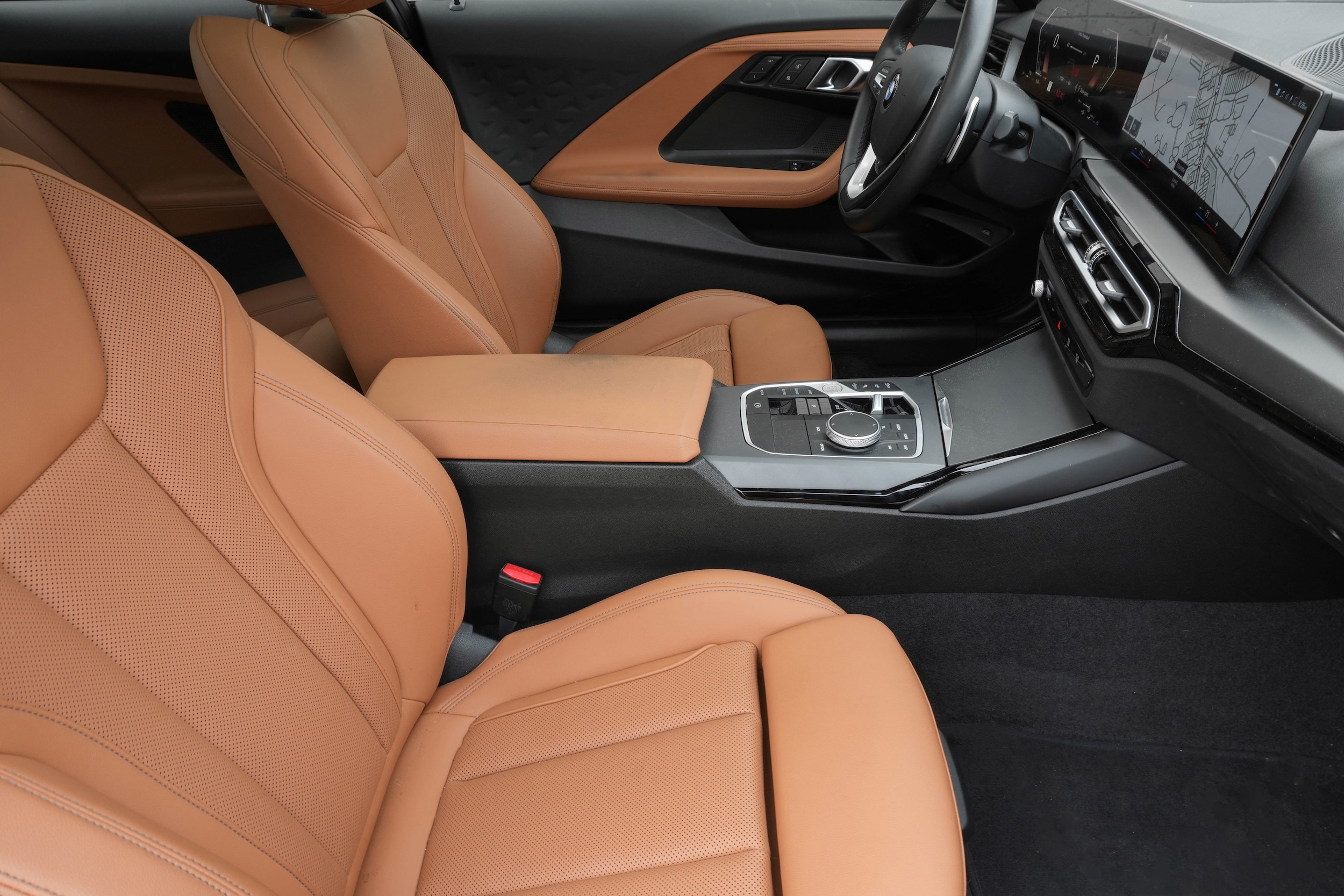 2024 BMW 2 Series 230i photo 6
