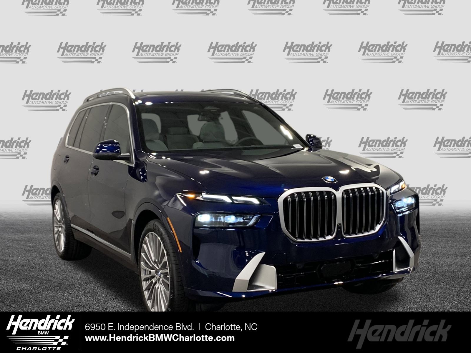 2026 BMW X7 40i's photo