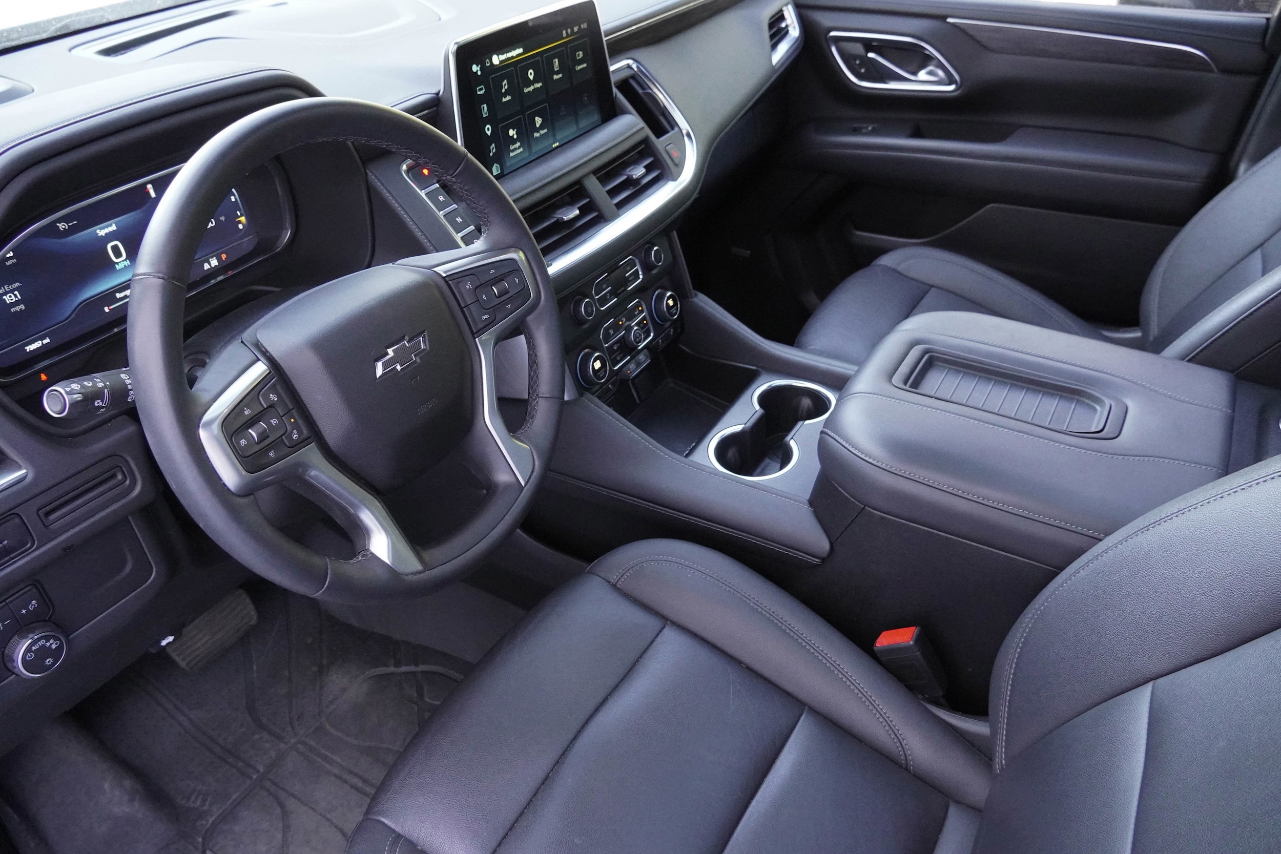 2023 Chevrolet Tahoe Z71 photo 3