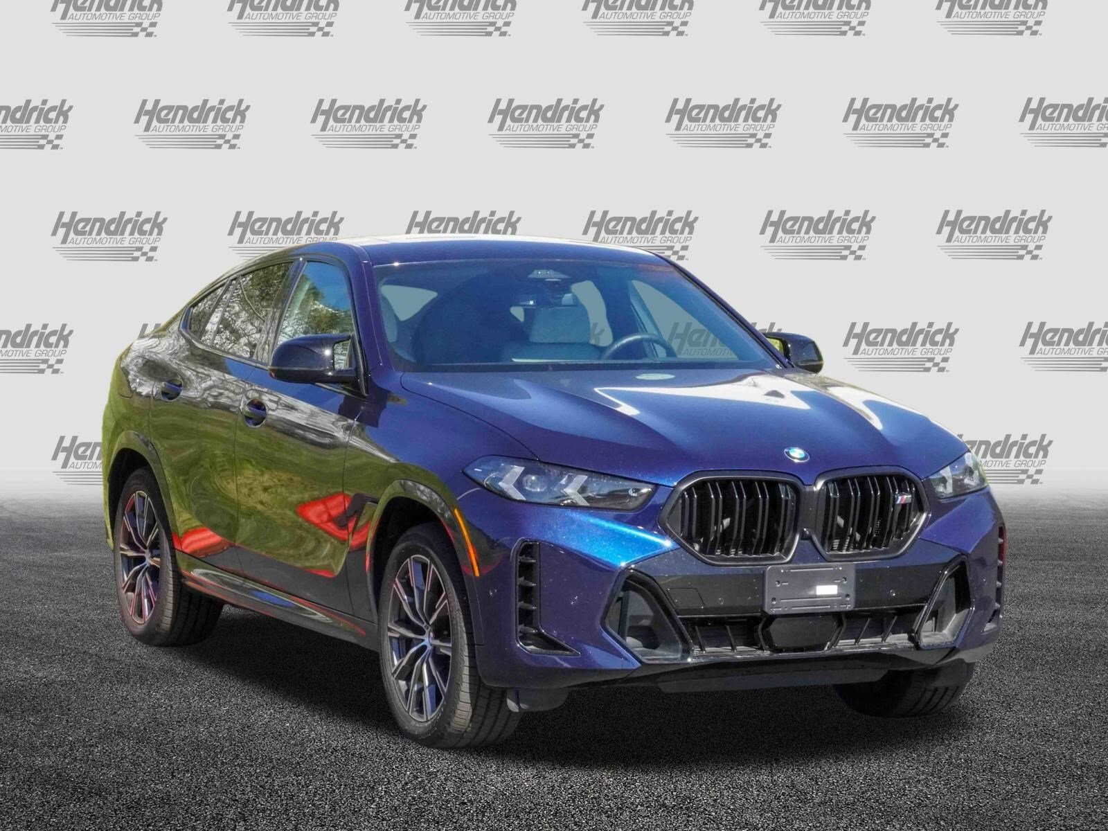 2025 Bmw X6 M60i xDr photo 2