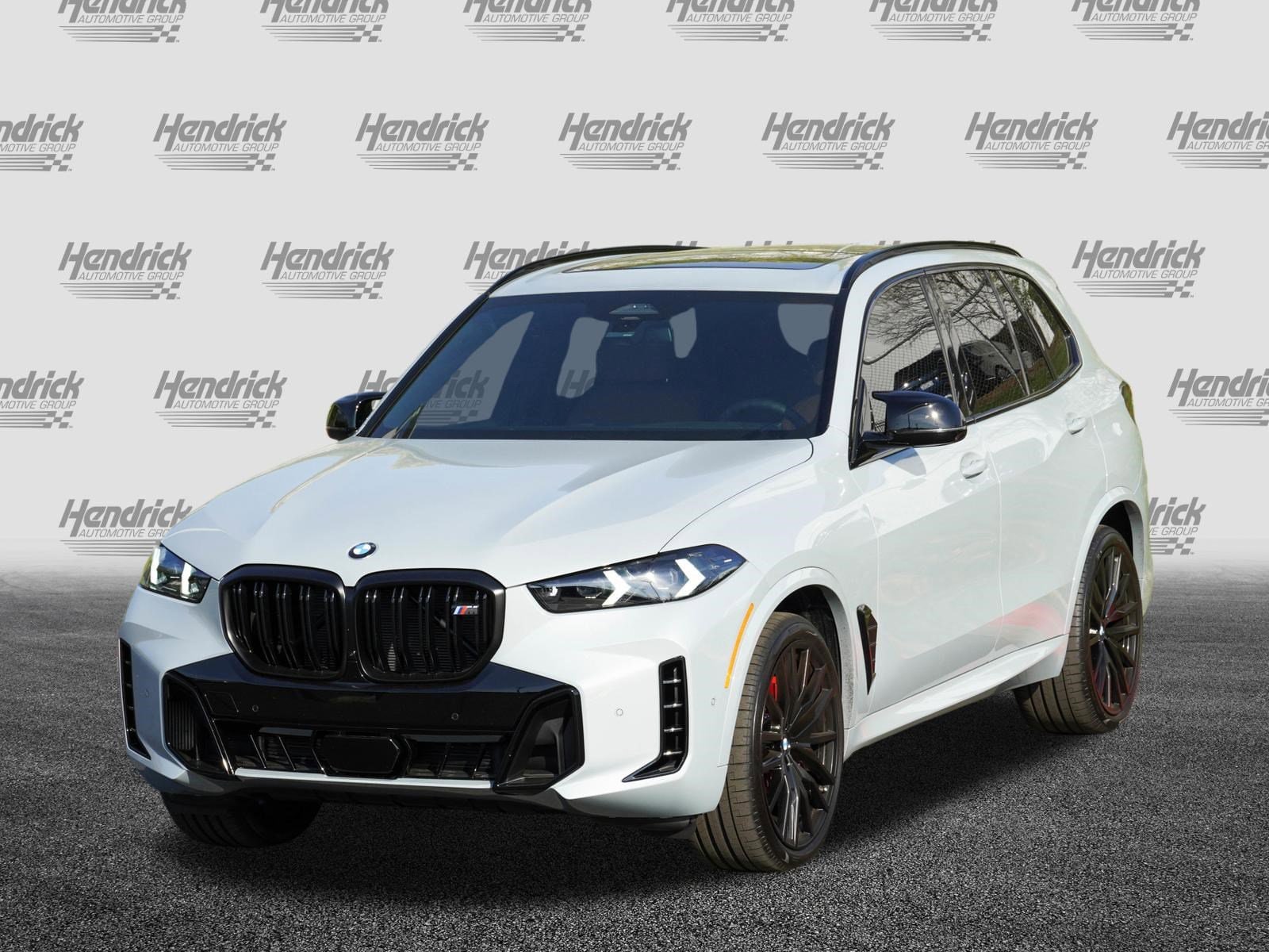 2026 BMW X5 M60i photo 4