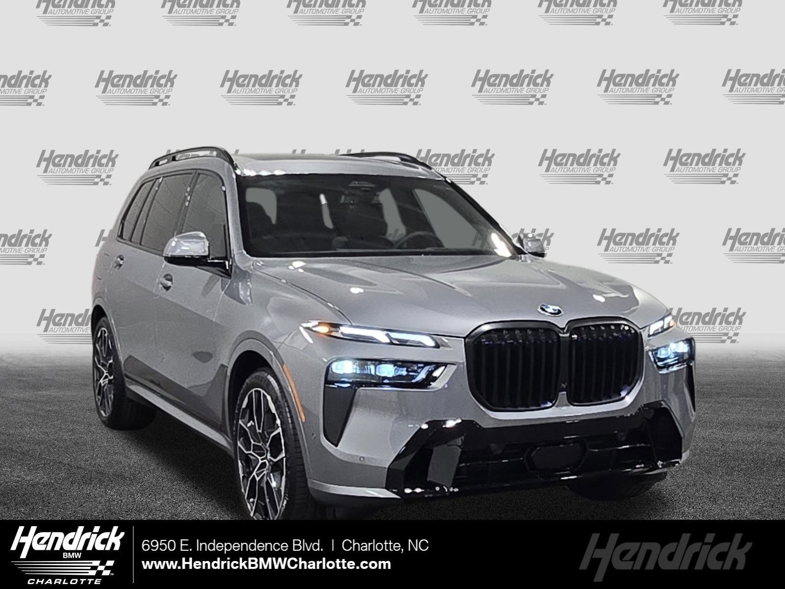 2026 BMW X7 40i's photo