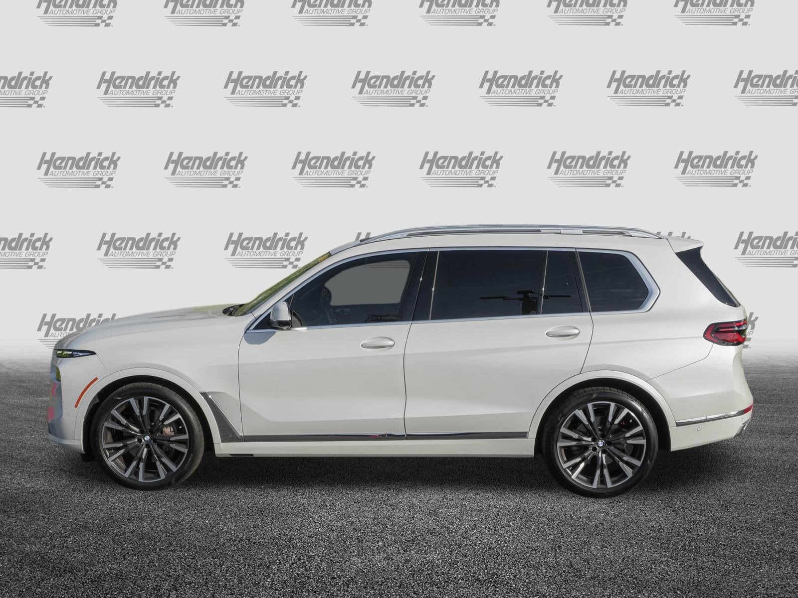 2025 BMW X7 xDrive40i photo 5