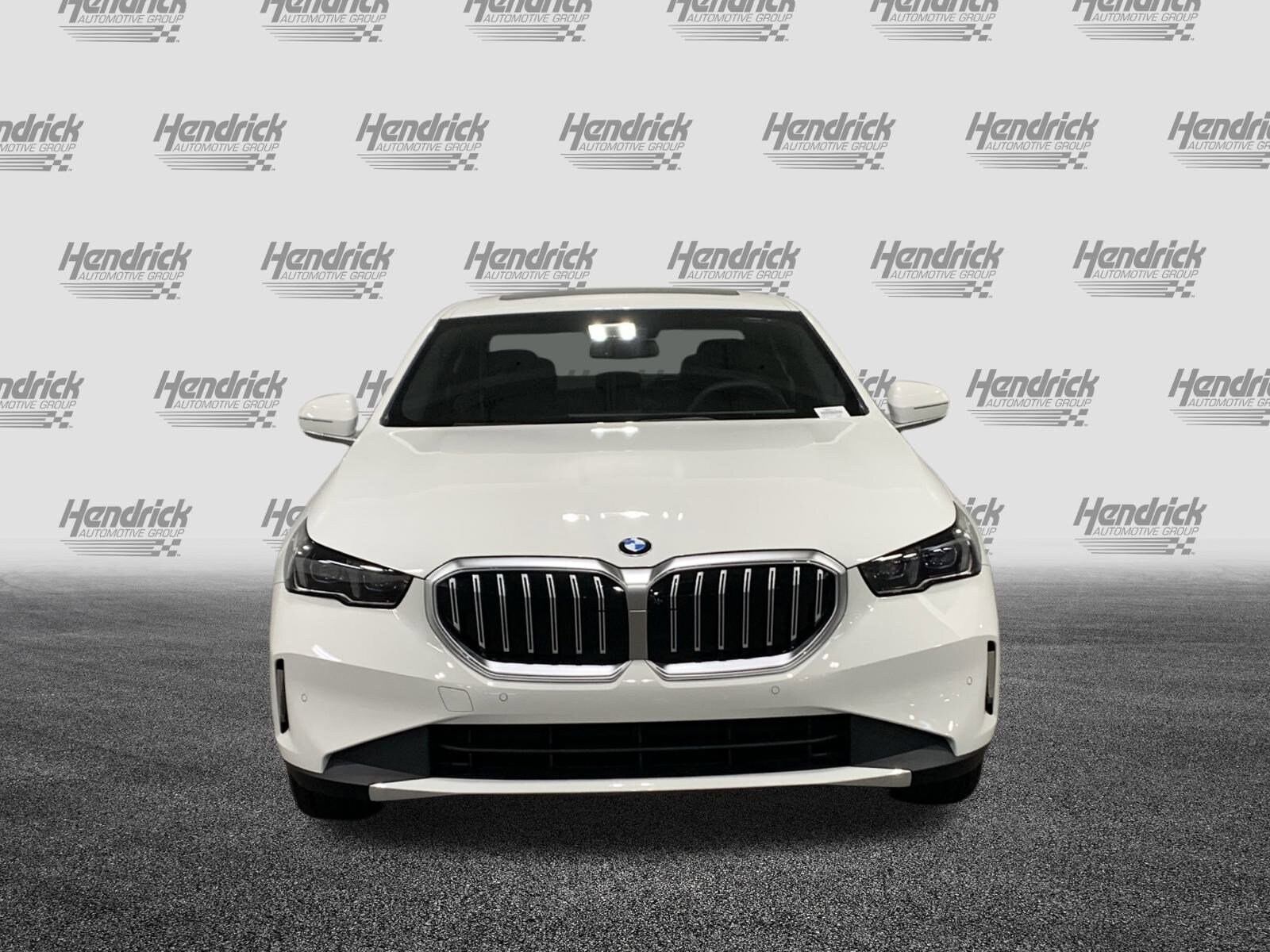 2026 Bmw 530i photo 2