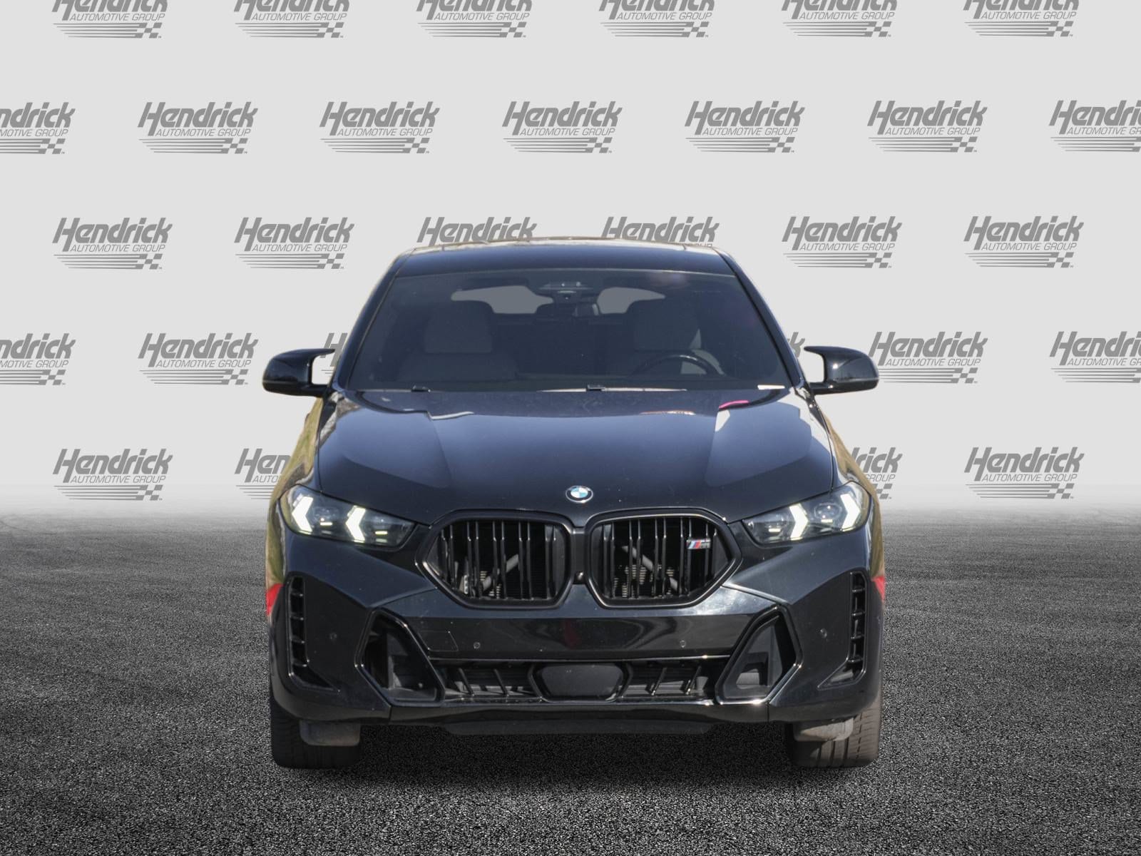 2024 BMW X6 M60i photo 2