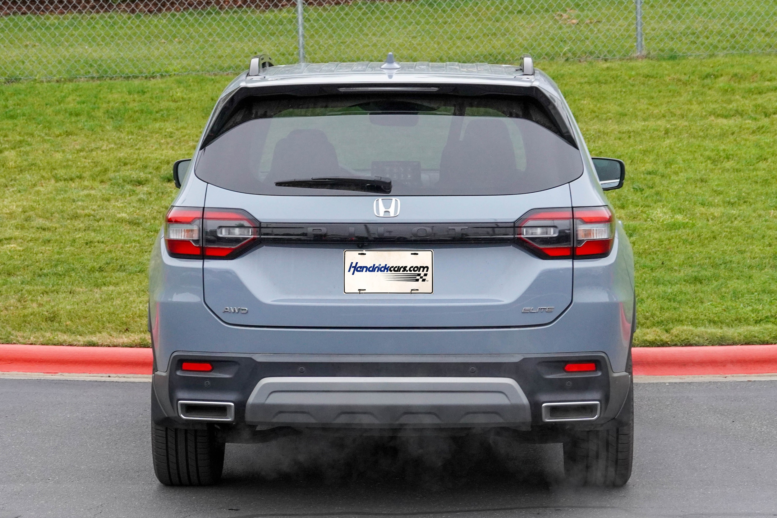 2023 Honda Pilot Elite photo 5