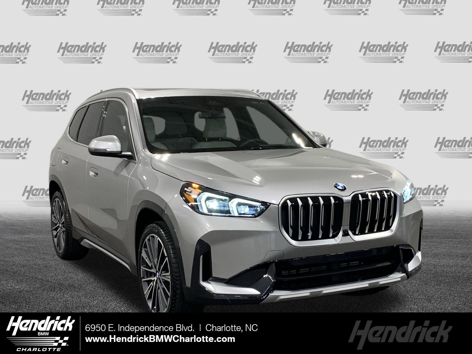 2026 BMW X1 28i's photo