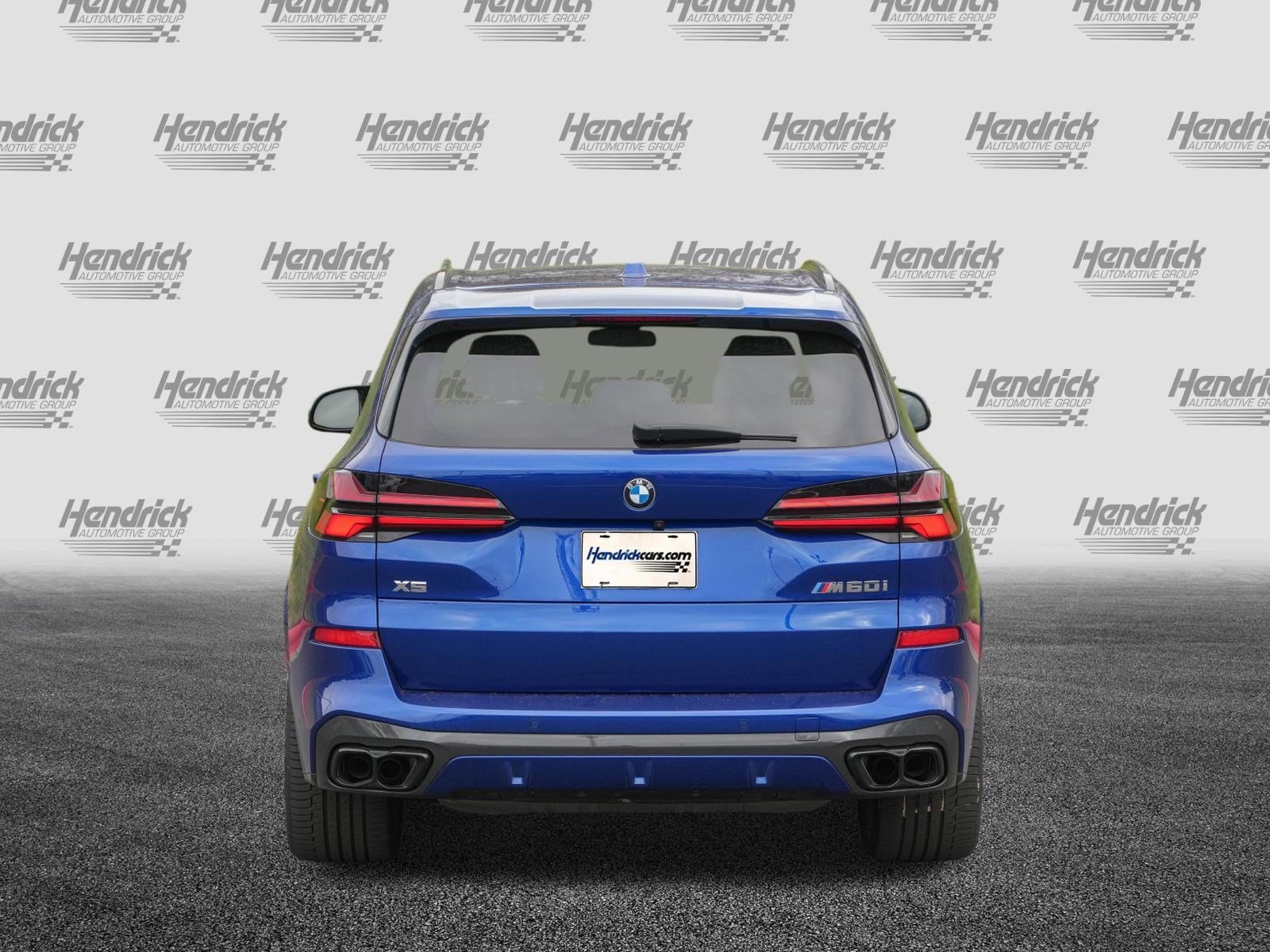 2024 BMW X5 M60i photo 2