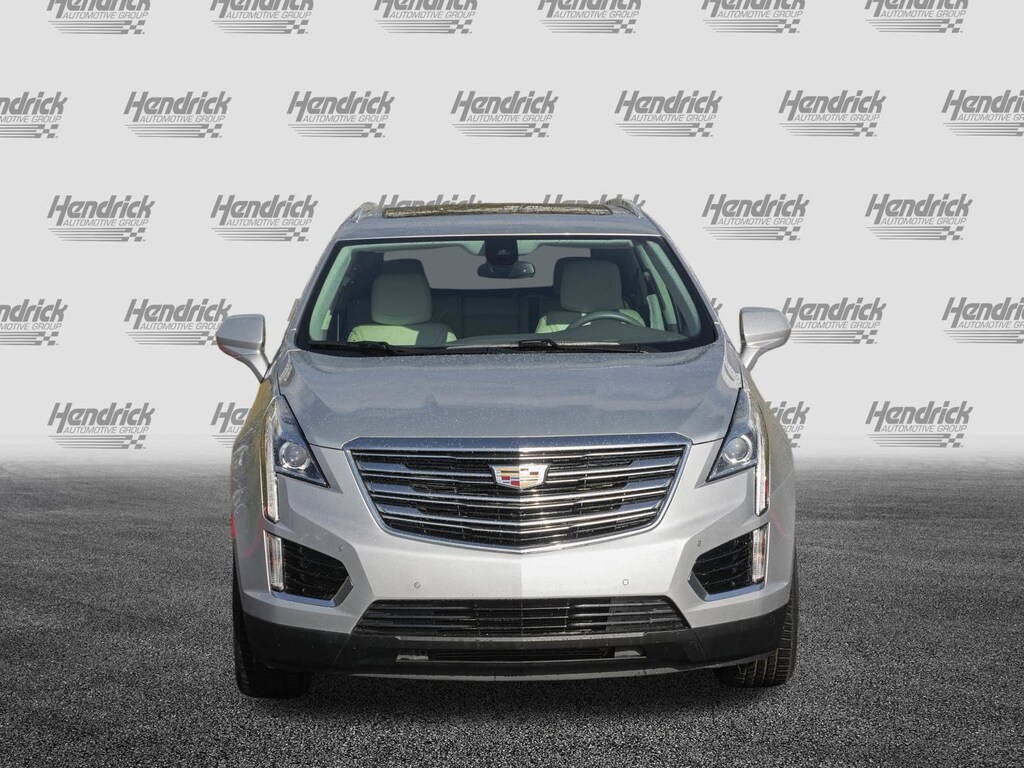 Used 2017 CADILLAC XT5 Luxury FWD SUV