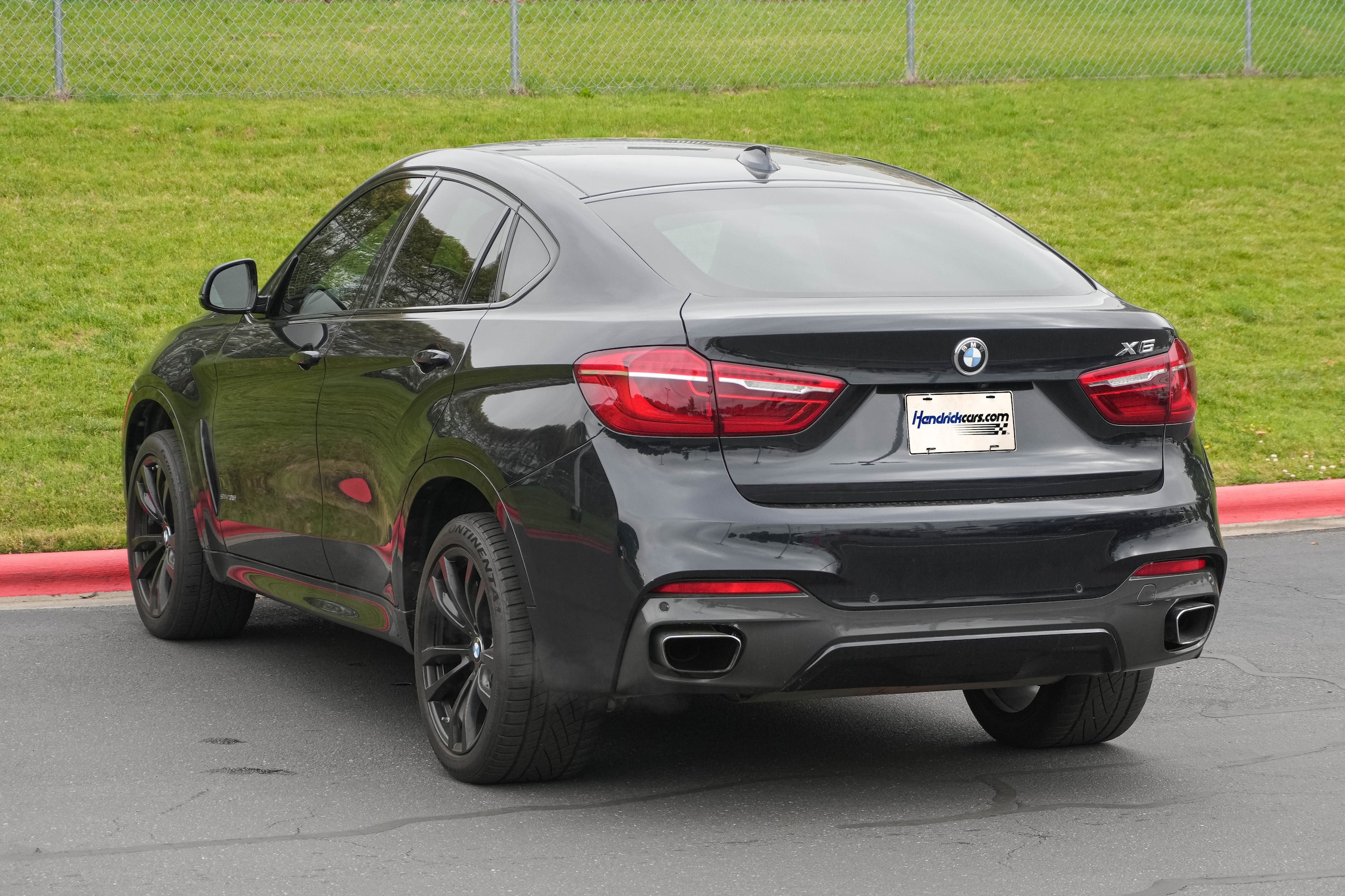 2017 BMW X6 sDrive35i photo 5