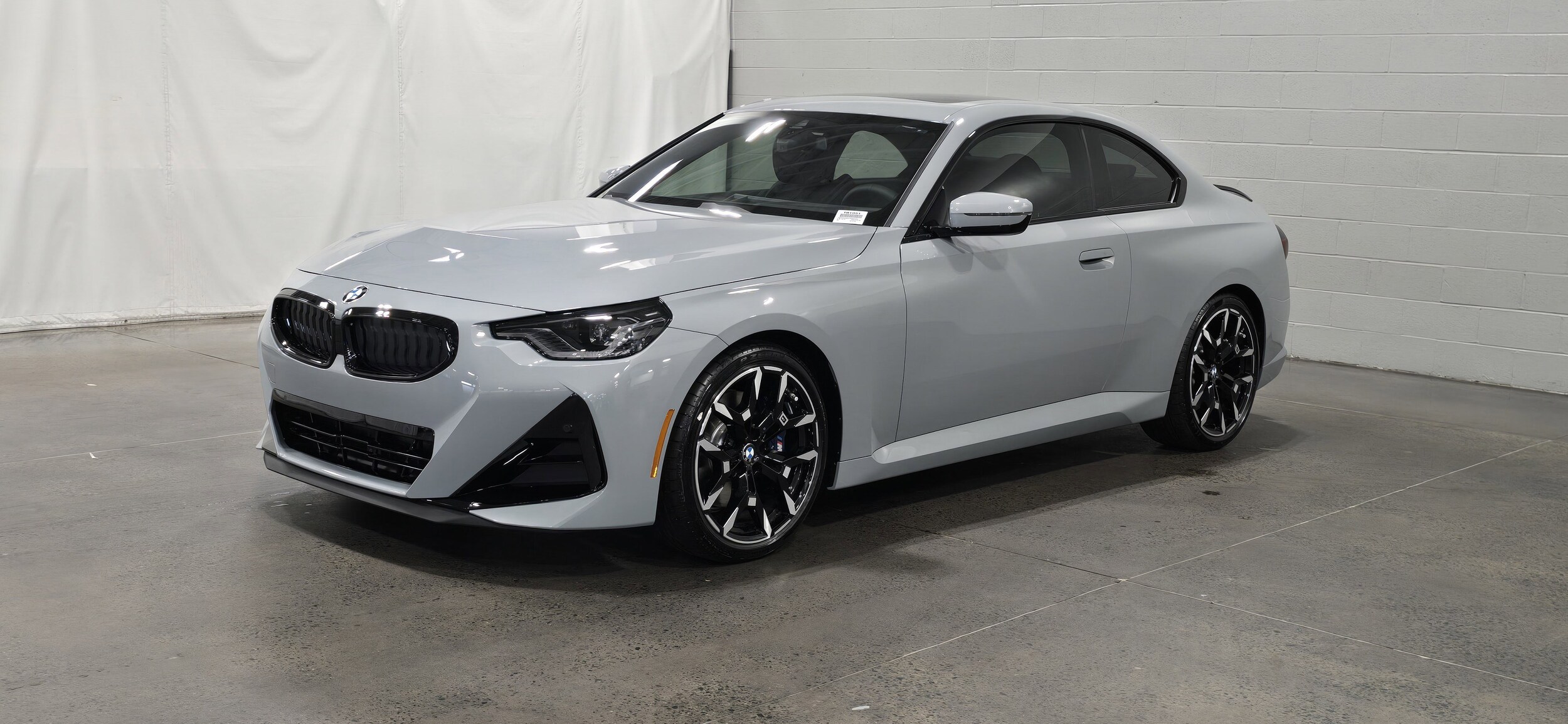 2026 Bmw 230i Coupe photo 3