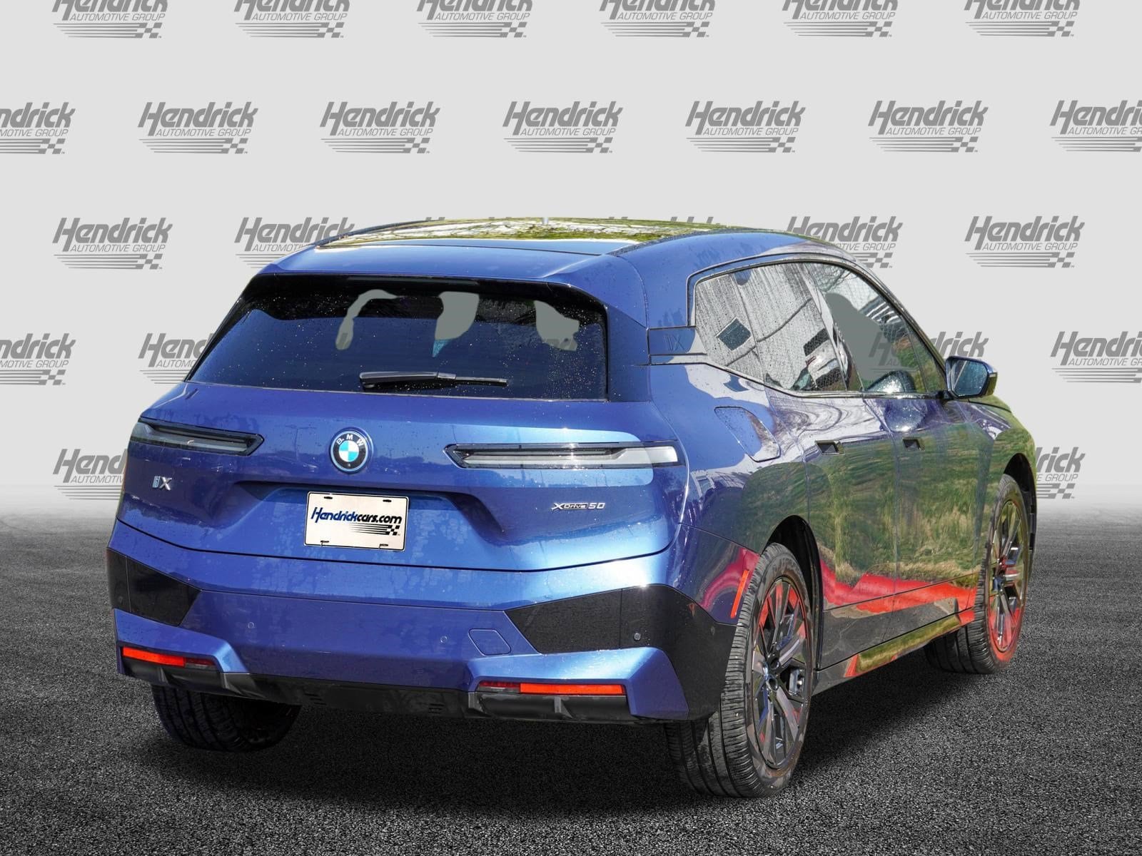 2024 BMW iX xDrive50 photo 3