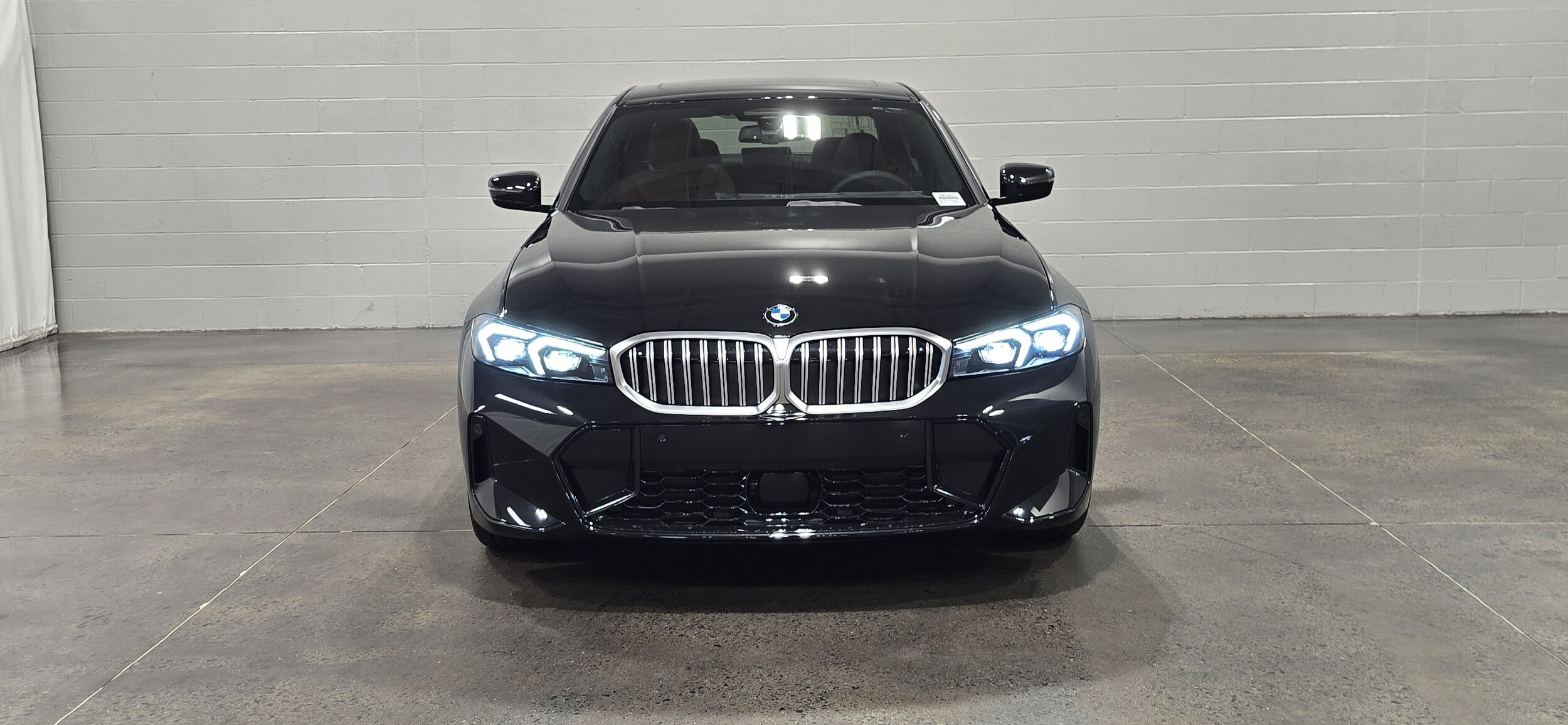 2026 Bmw 330i Sedan photo 2