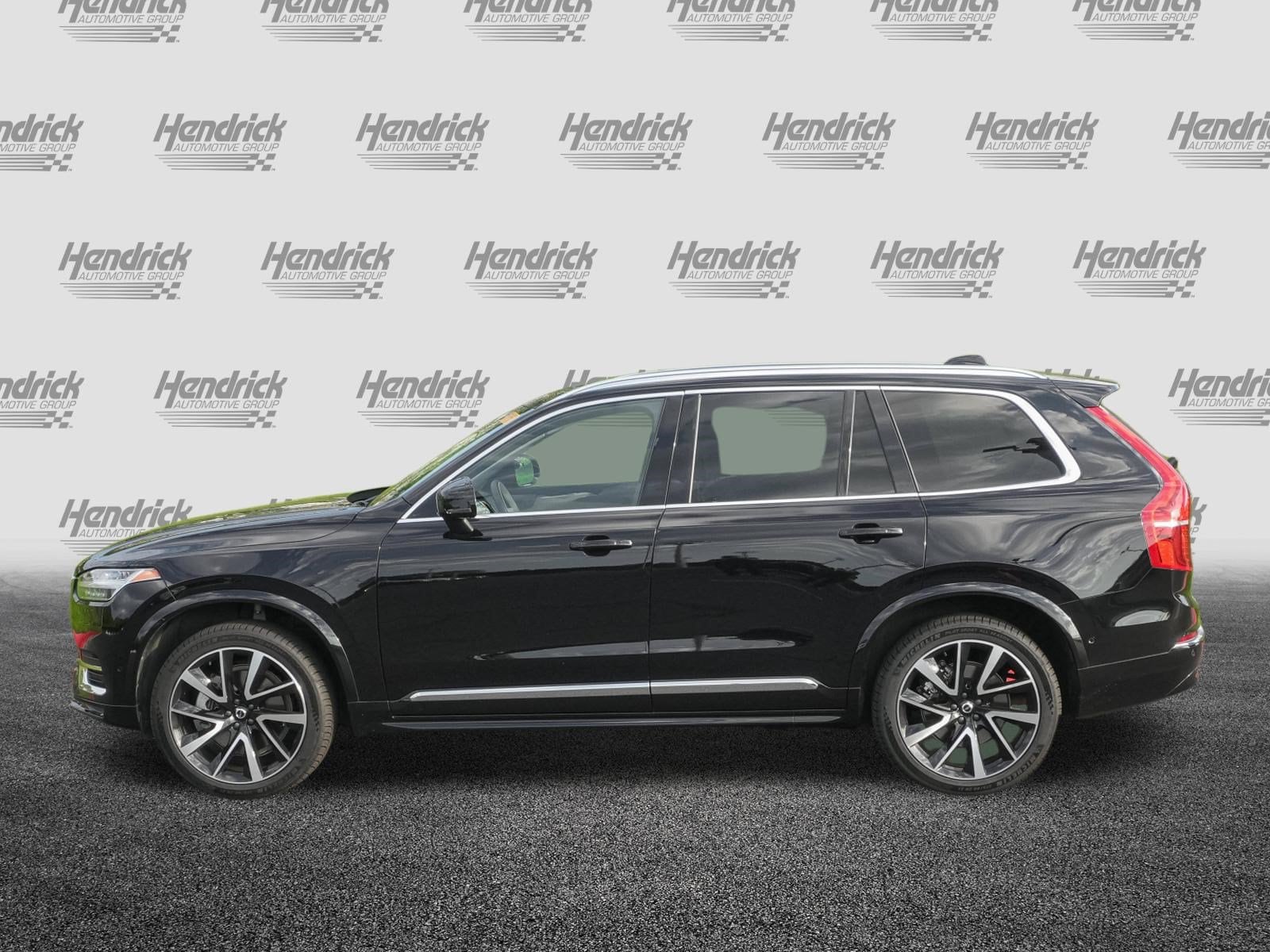 2023 Volvo XC90 Plus