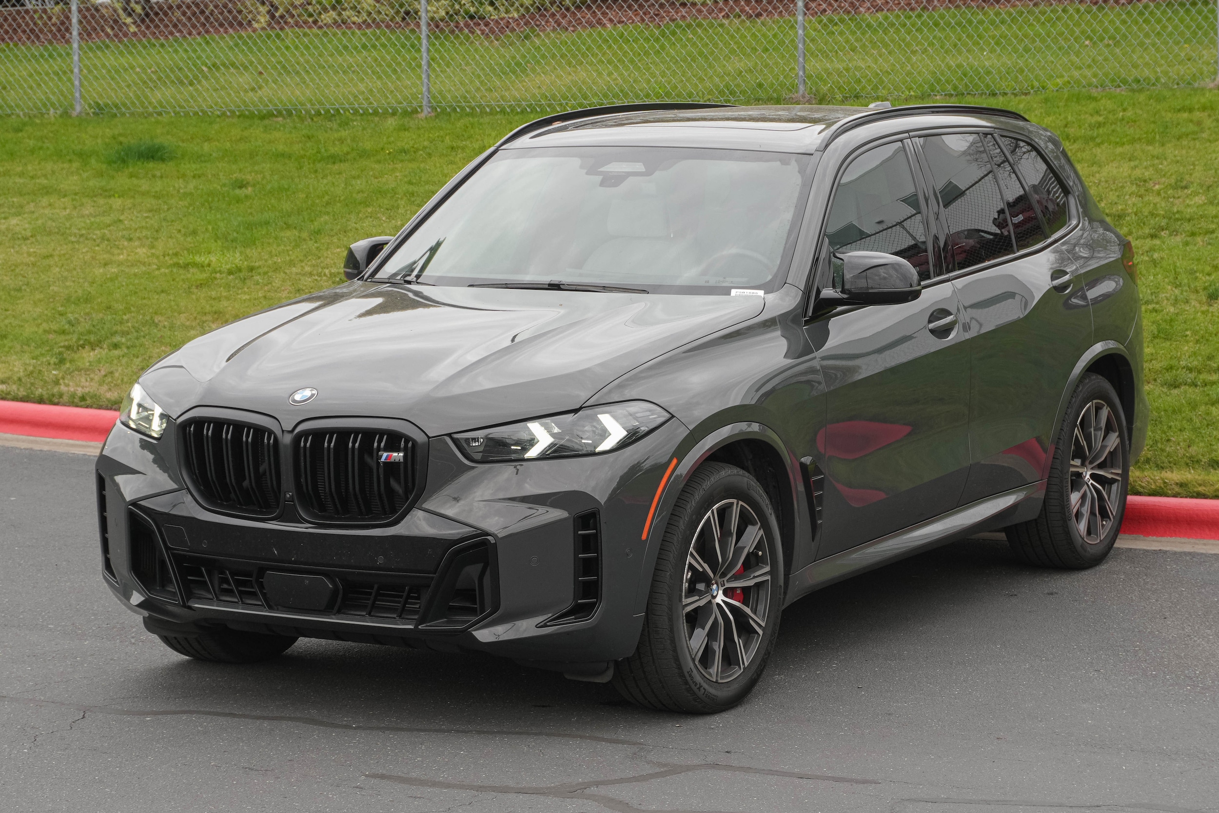 2024 BMW X5 M60i photo 4