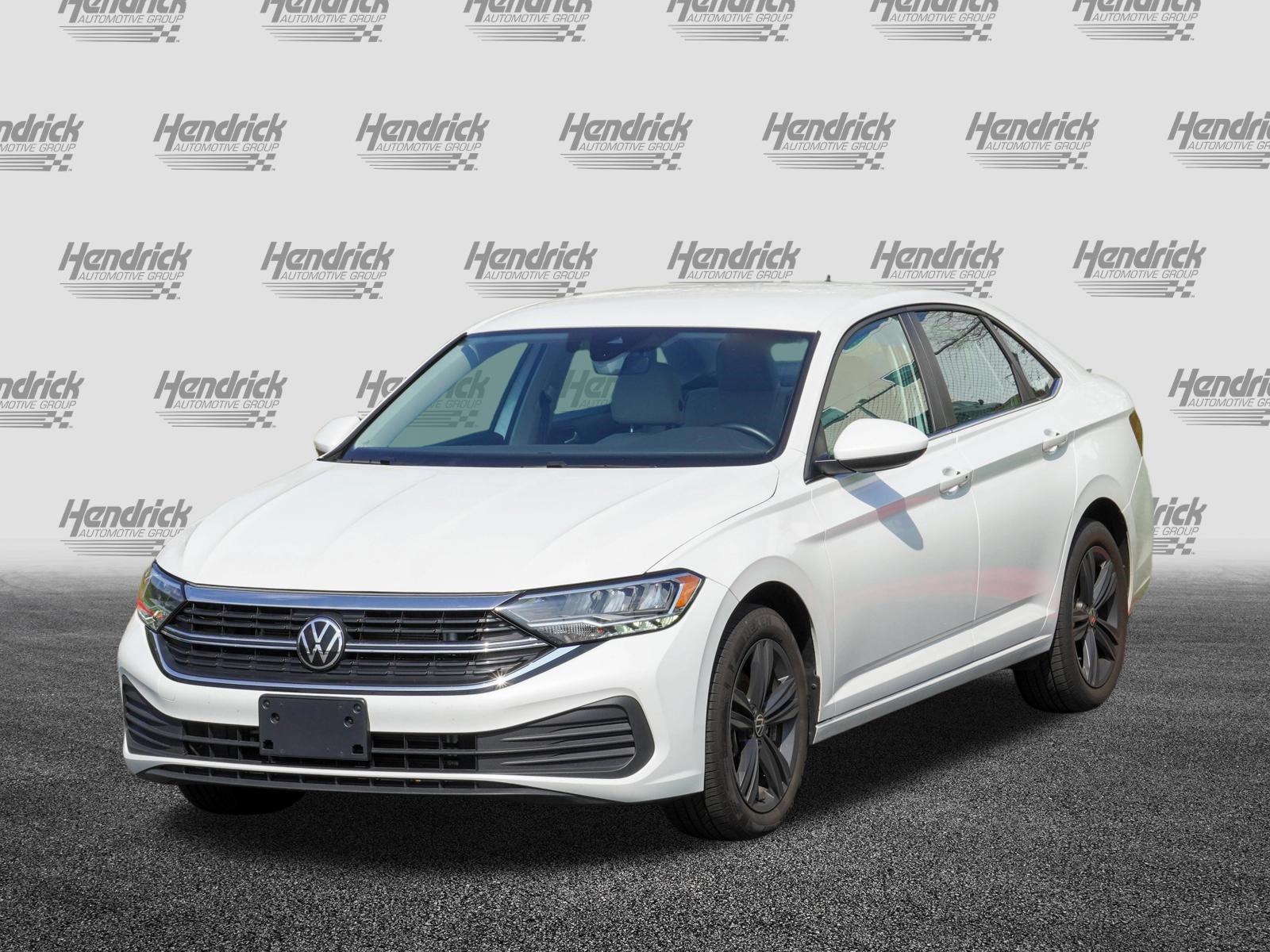 Used 2024 Volkswagen Jetta SE Sedan