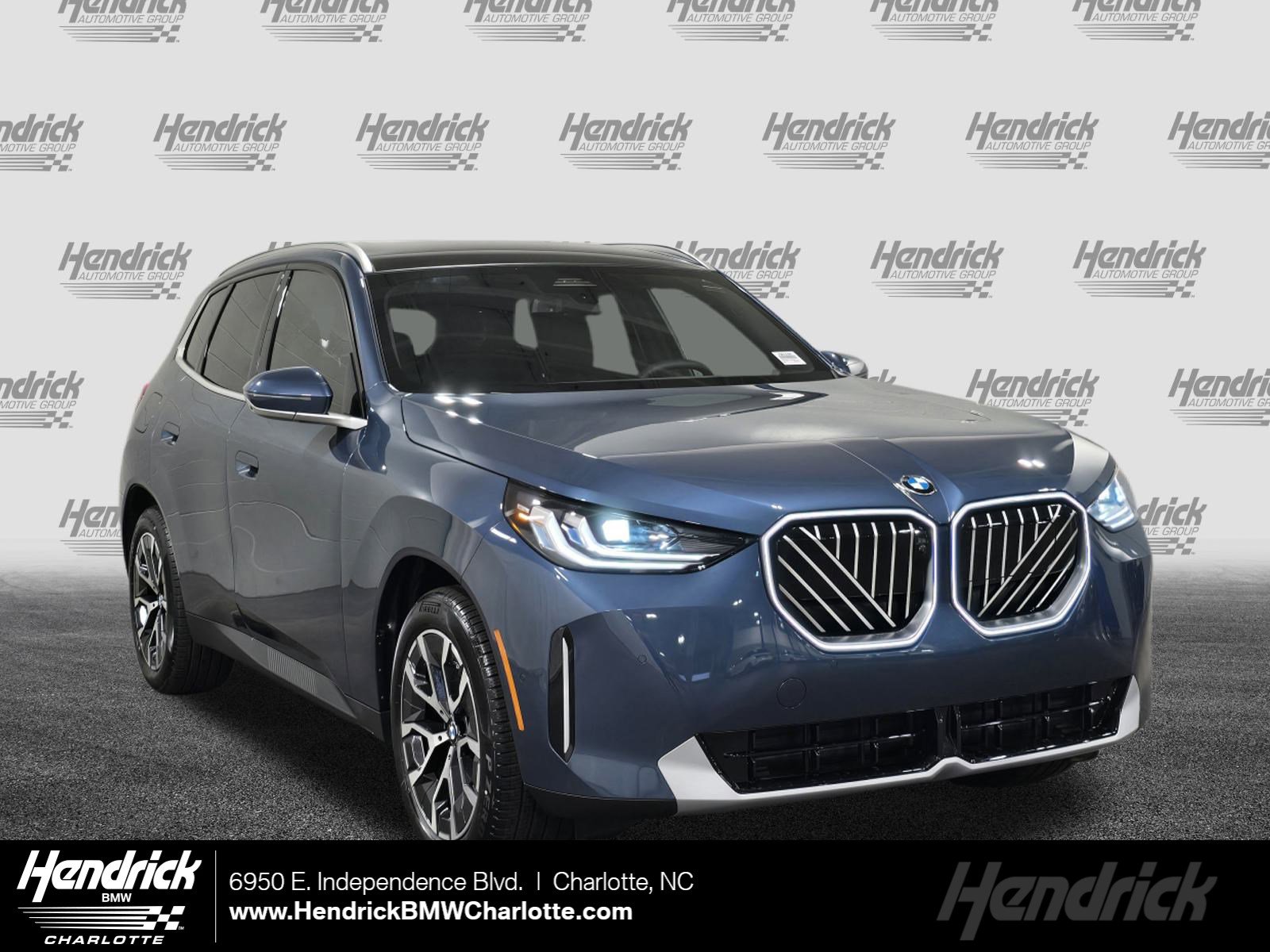 2026 BMW X3 30's photo