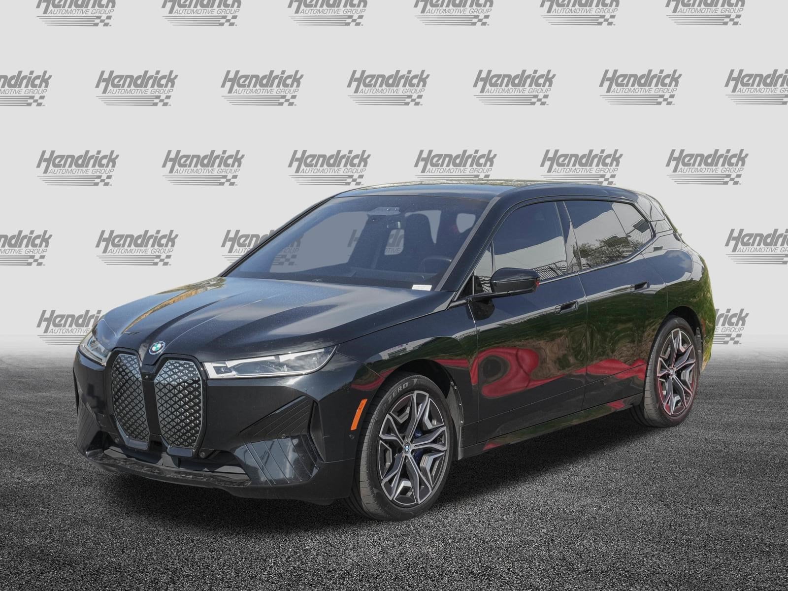 2023 BMW iX M60 photo 4