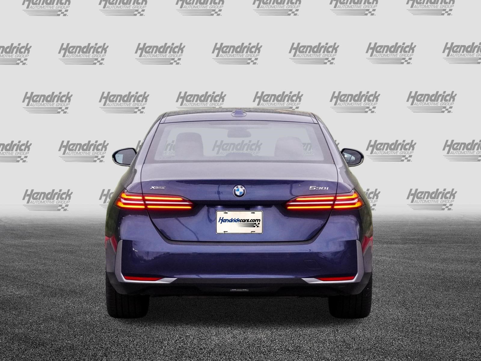 2026 BMW 5 Series 530i xDrive photo 6