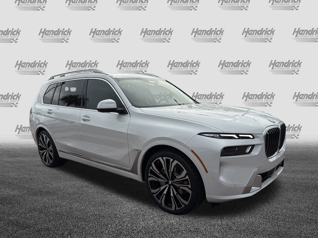 New 2026 BMW X7 xDrive40i SUV