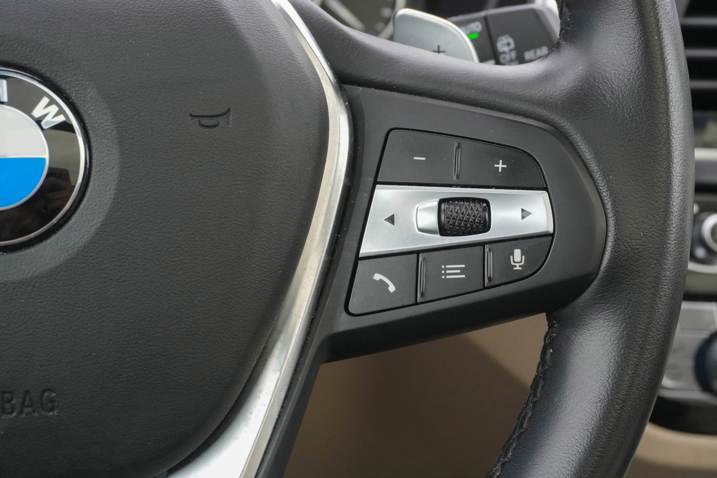 2020 BMW X3 xDrive30i photo 2