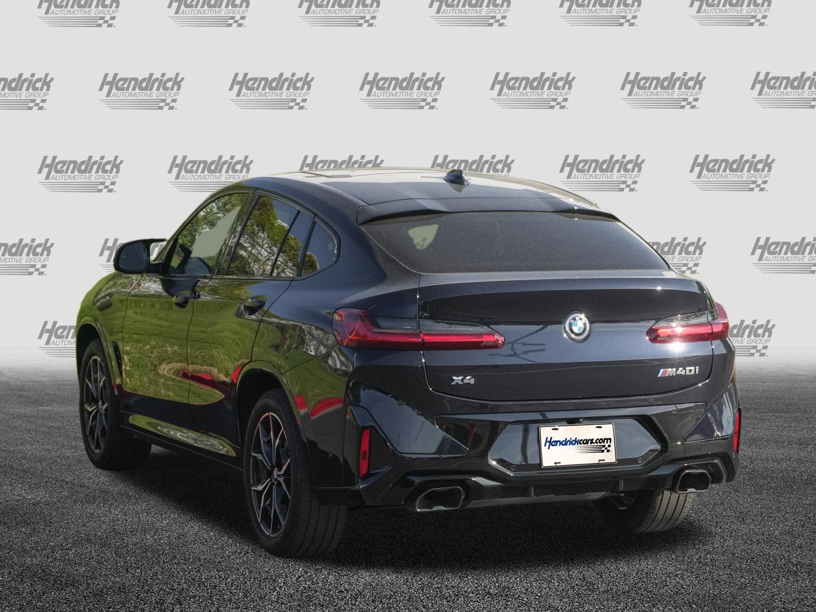 2025 BMW X4 M40i photo 6