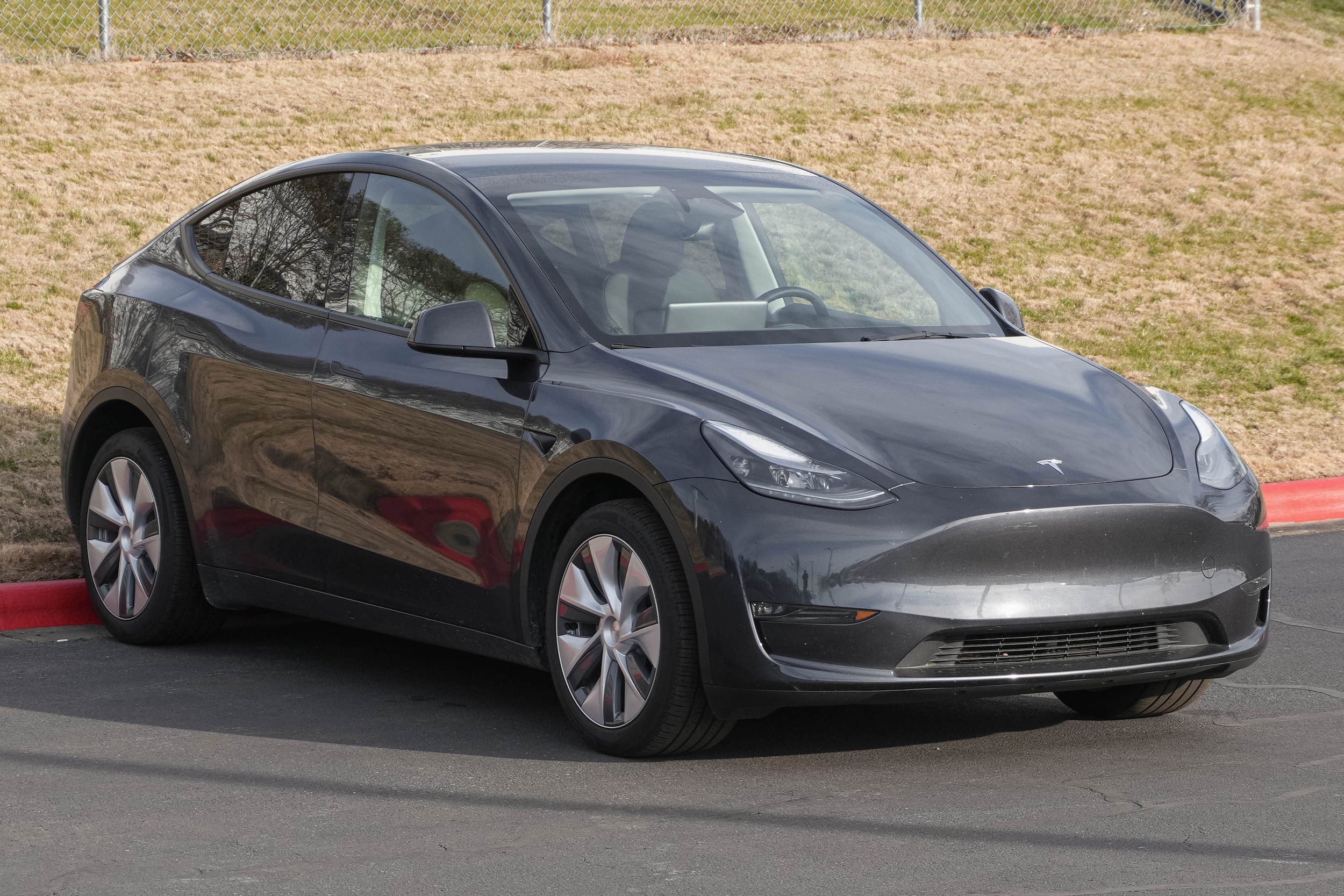 Used 2024 Tesla Model Y Long Range with VIN 7SAYGDEE7RA264857 for sale in Northfield, Minnesota