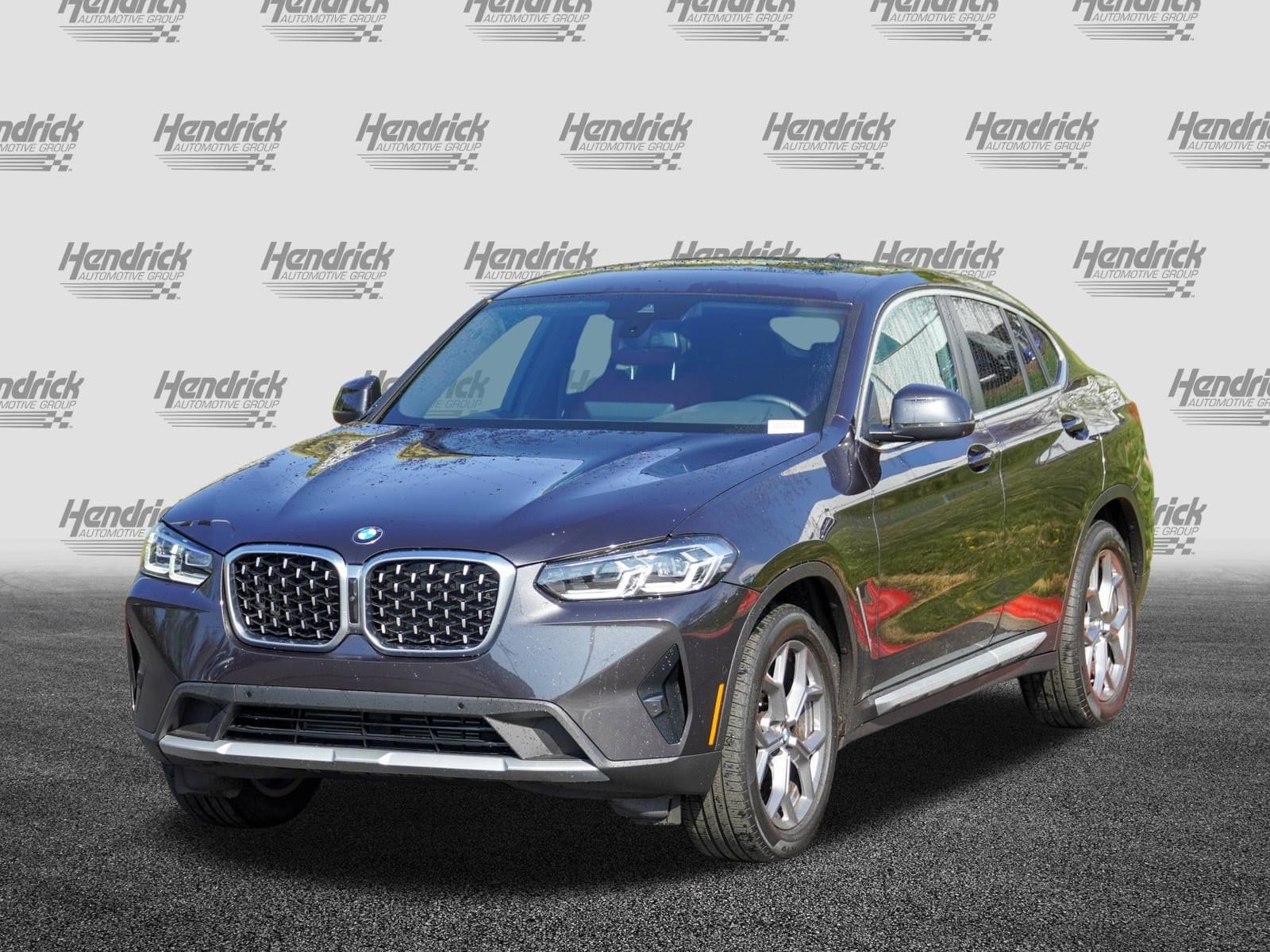 2025 BMW X4 xDrive30i photo 4