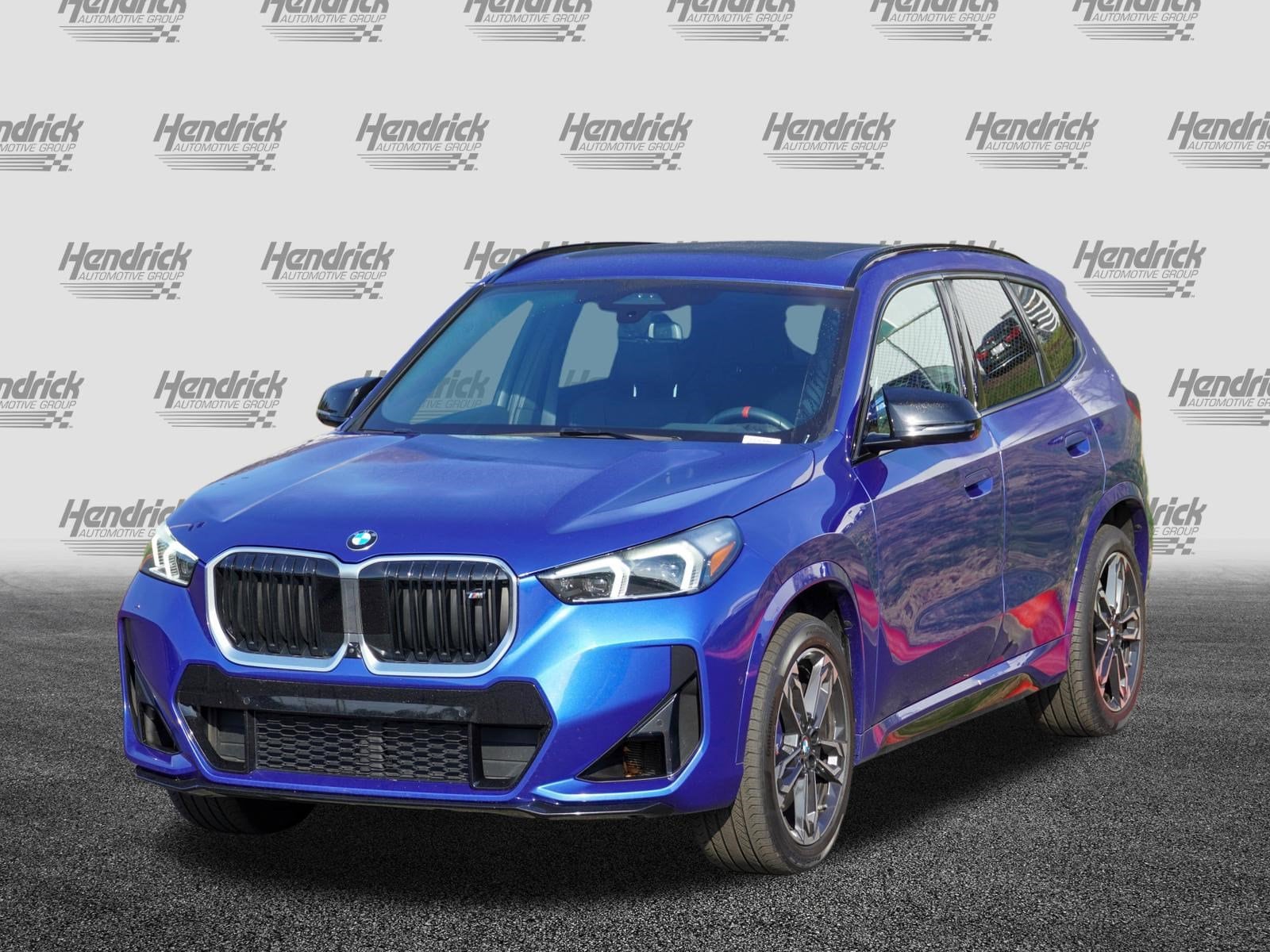 2025 BMW X1 M35i photo 4